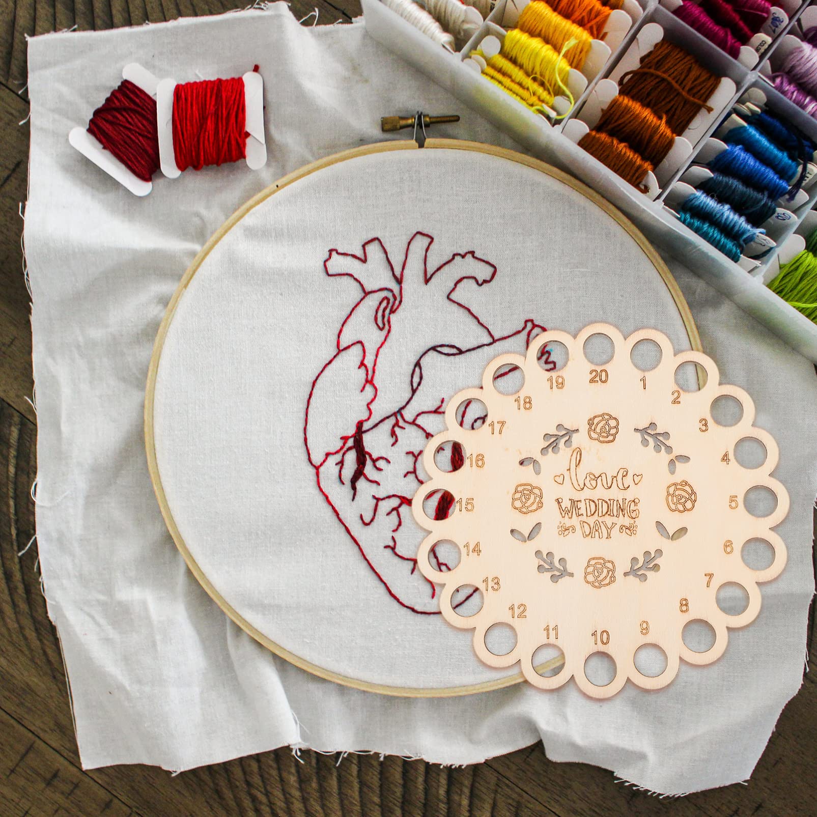 1pc Threaded Board Cross-Stitch Floss Storage Board Wooden Organizer for Embroidery Thread Embroidery Floss Organizer Stitching Thread Holder Wooden Embroidery Thread Organizer