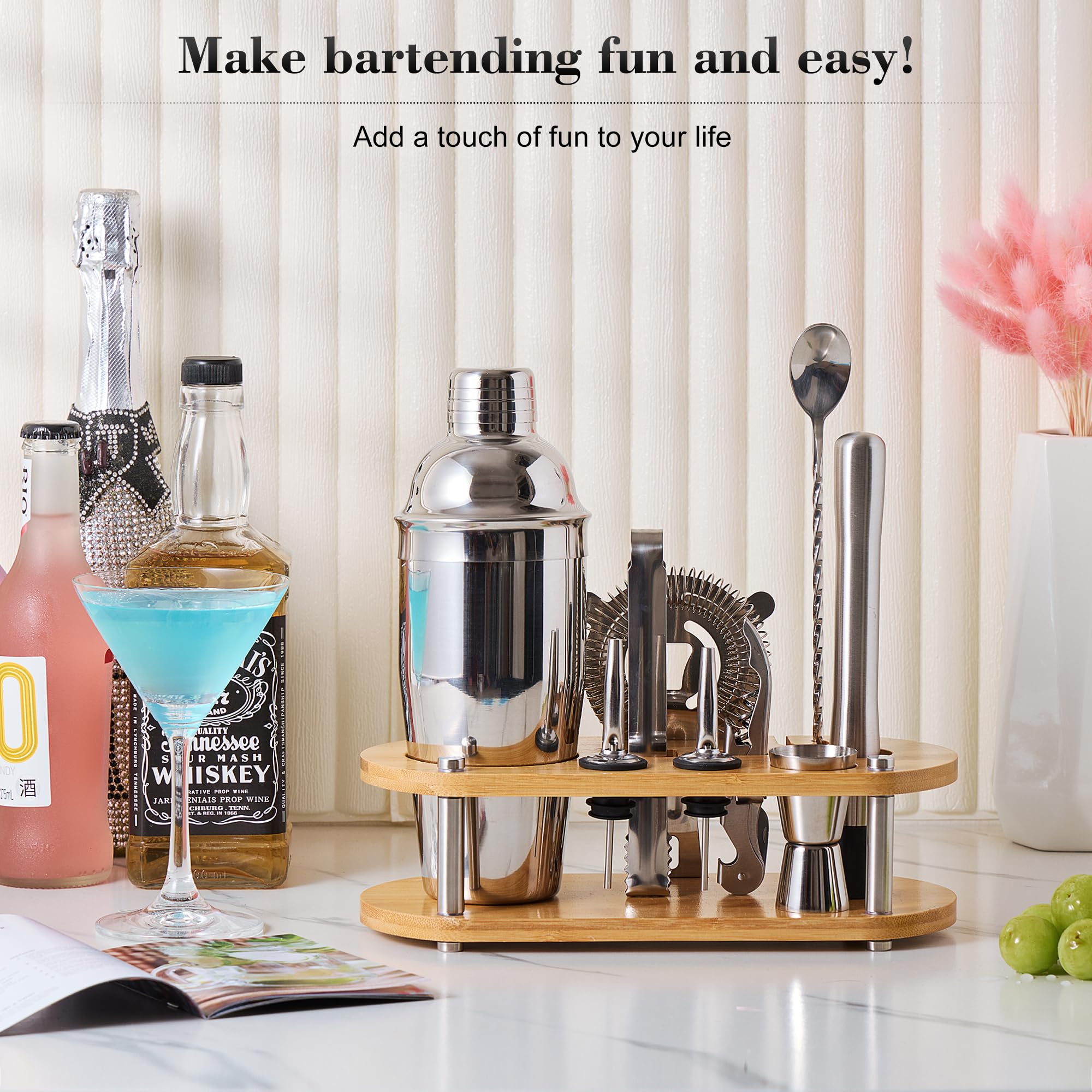 Set di shaker per cocktail da barista, 11 pezzi, con supporto in bambù e tutti gli accessori da bar: shaker Martini, colino, misurino, pestello, cucchiaio miscelatore, kit da bar, casa e feste
