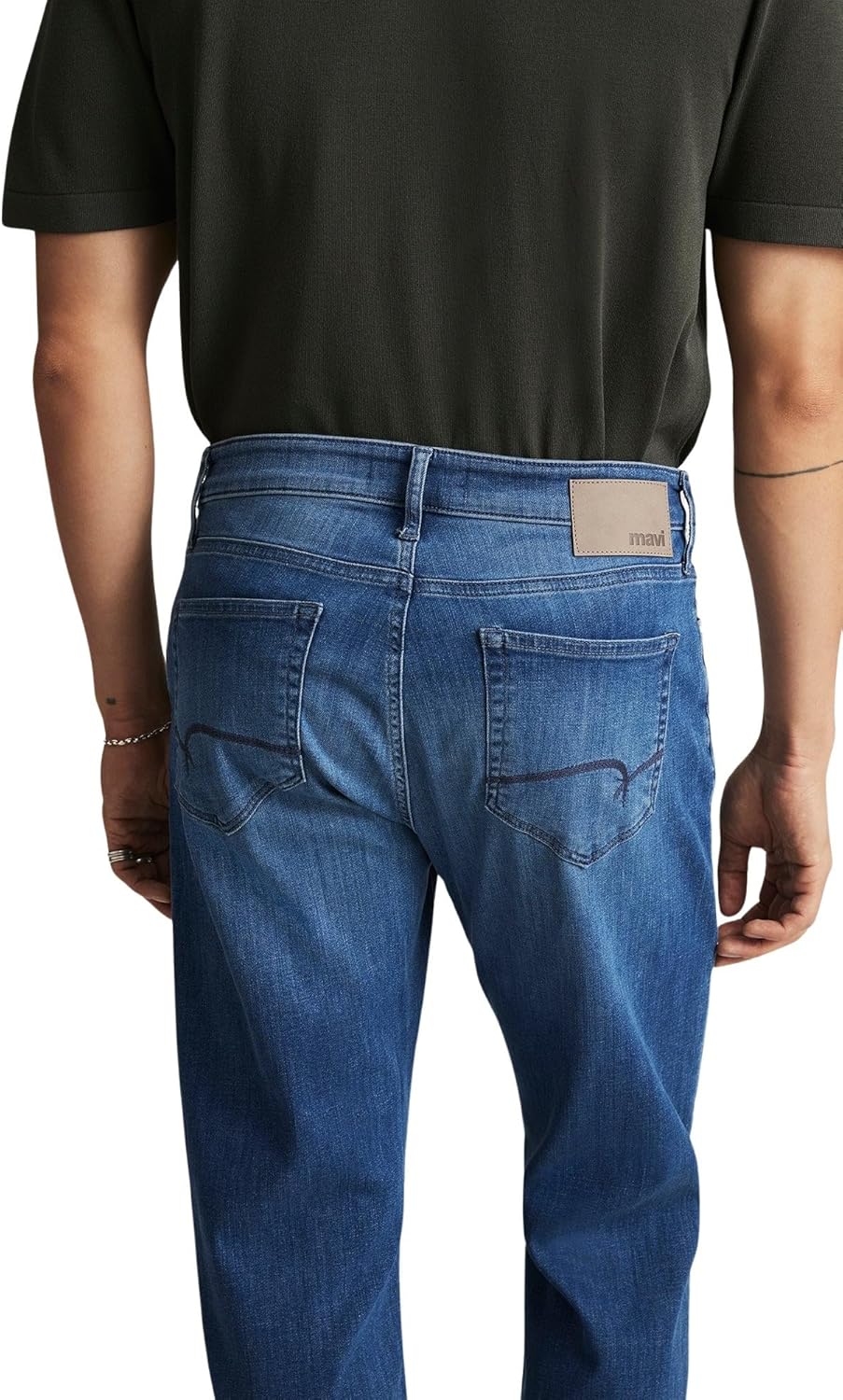 Mavi Men's Zach Regular Rise Straight Leg Jeans (Mid Brushed Feather Blue, 33W x 30L) - Image 5