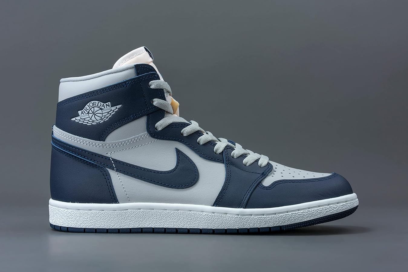 Amazon.com: Jordan Air 1 High 85 BQ4422 400 Georgetown - Tenis