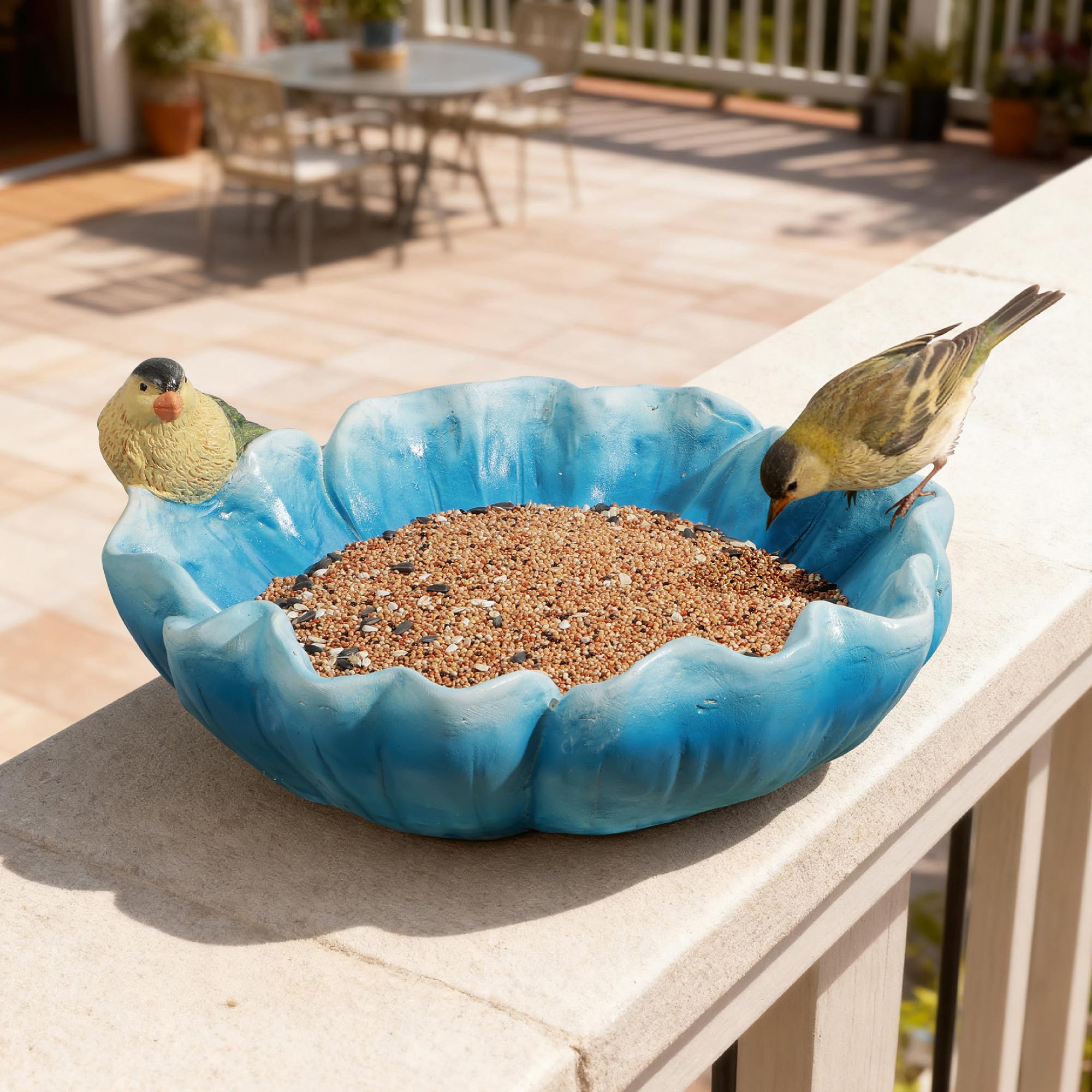 40 cm Vogelfutterstelle in Form Einer blauen Lotusblüte mit Deko-Vogel für Garten, Balkon & Hinterhof – Wetterfeste Futterschale – Muttertagsgeschenk für Mama Oma