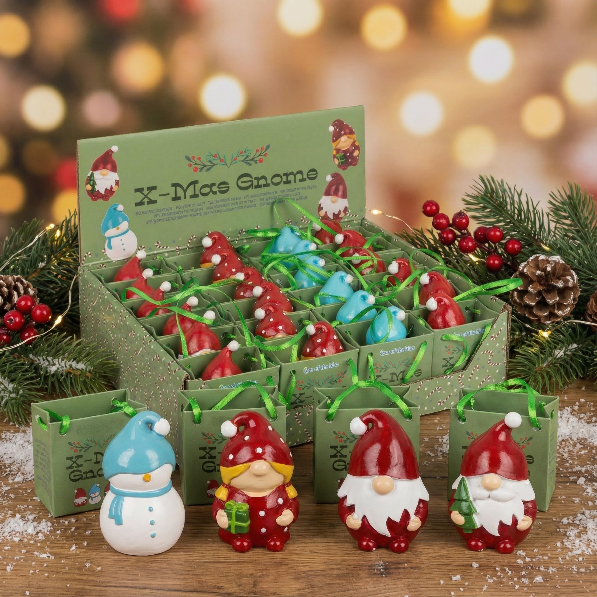 MIJOMA X-Mas zestaw 24 sztuk – dekoracja bożonarodzeniowa figurki z żywicy poliestrowej na wystawie – 4 rodzaje – 6 cm wysokości – pakowane pojedynczo – idealne jako upominek na adwent Mikołajki