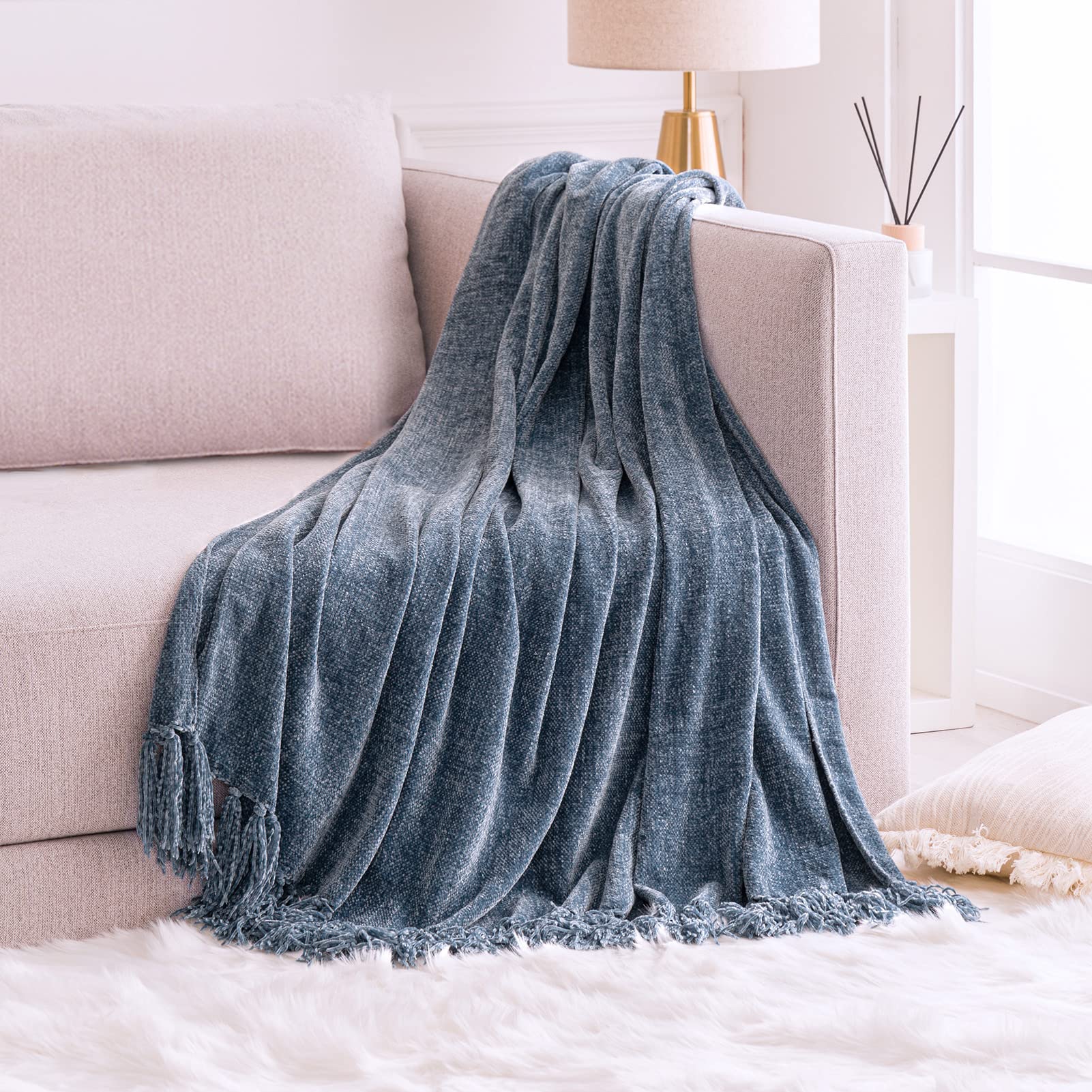 Amazon.com: FRESHMINT Throw Blanket Soft Fluffy Chenille with