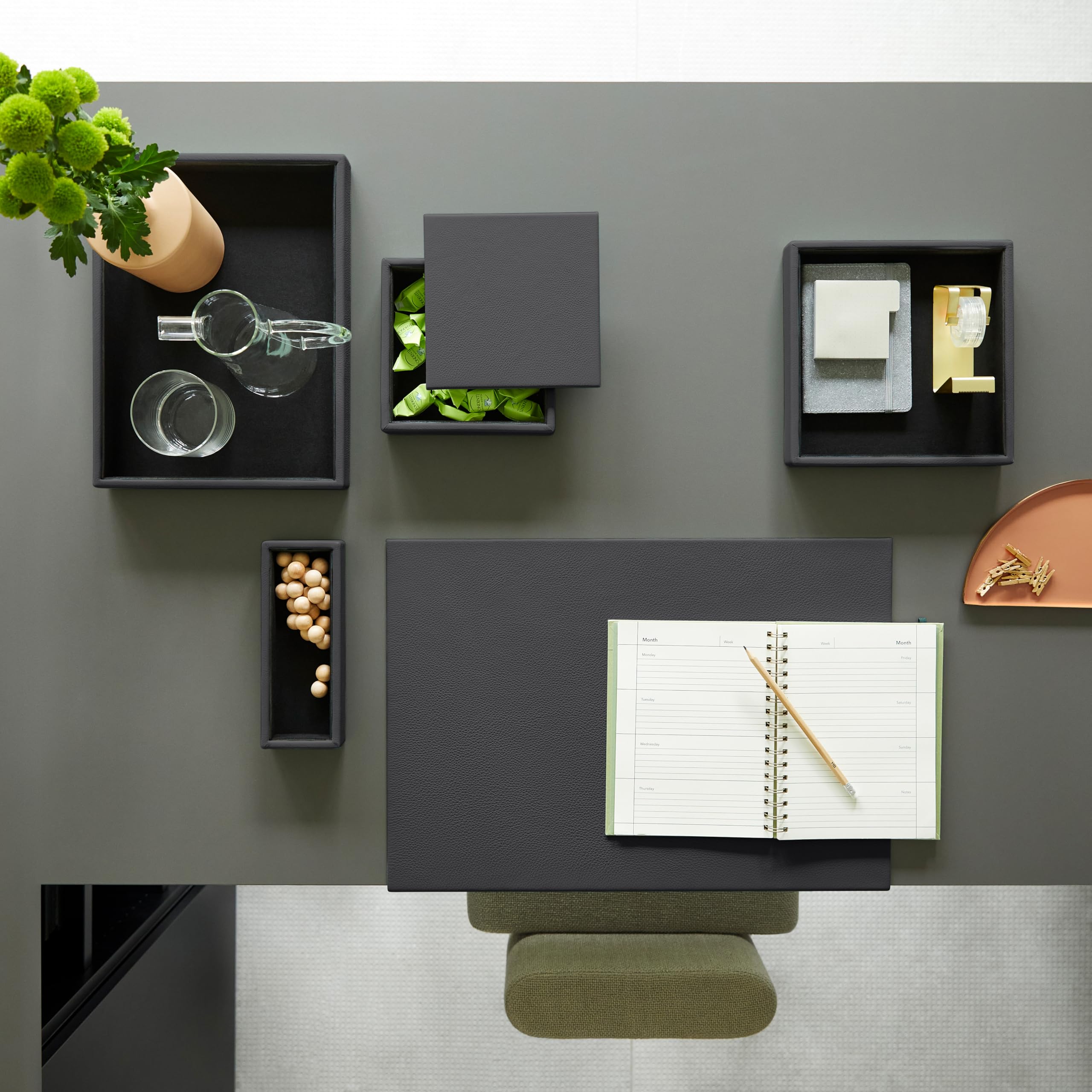 Eglooh - Atena - Schreibtisch Stiftablage Echtes Leder Schwarz - Rechteckiges Design und handgefertigte Ausführungen - cm 20 x 7,5 x H.3,5 - Vollständig in Italien hergestellt