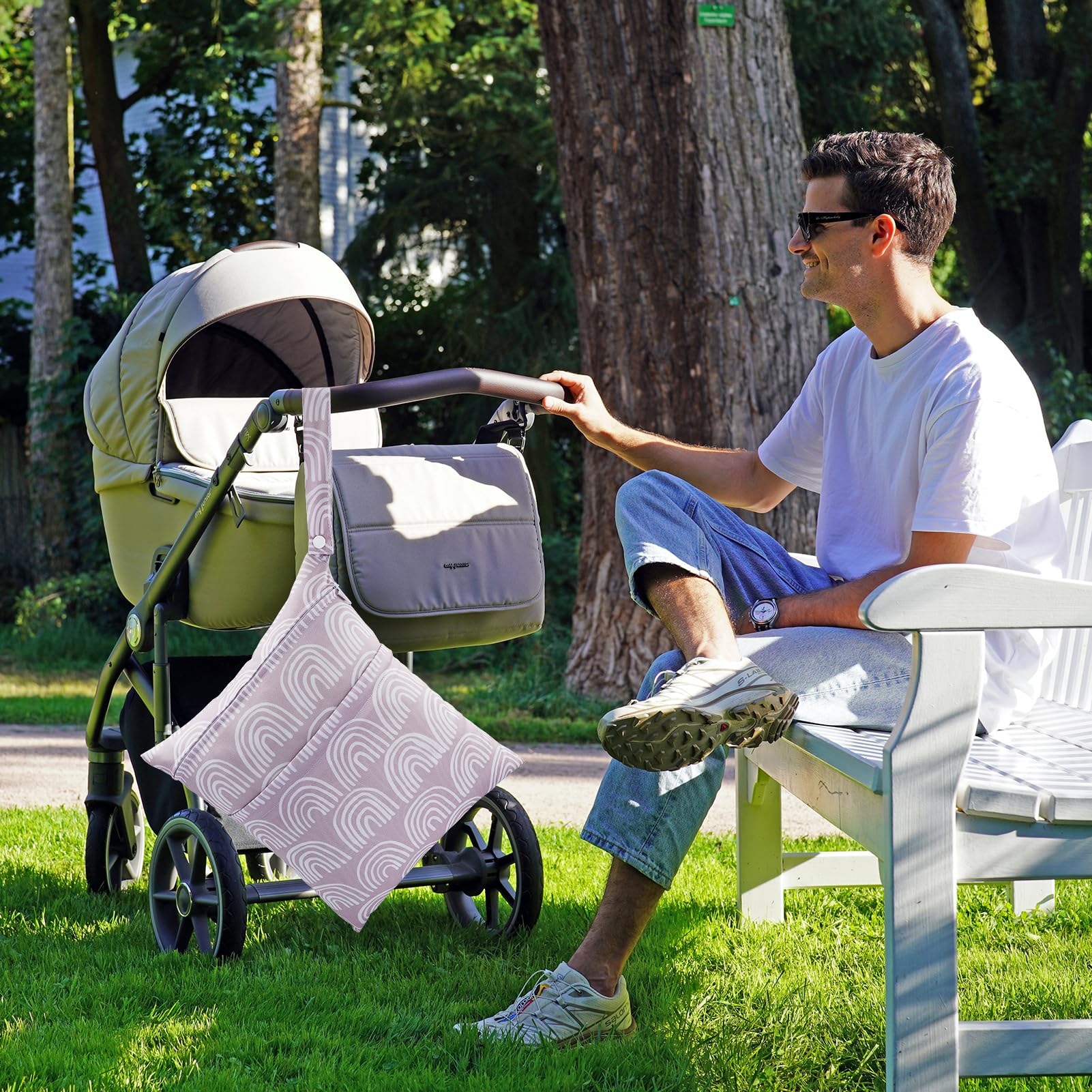 Wet Bag, 2 PCS Wet Dry Bags for Cloth Diapers Nappy Daycare Organiser Storage Bags, Waterproof Washable Reusable Zipper Bag (Grey) - 4