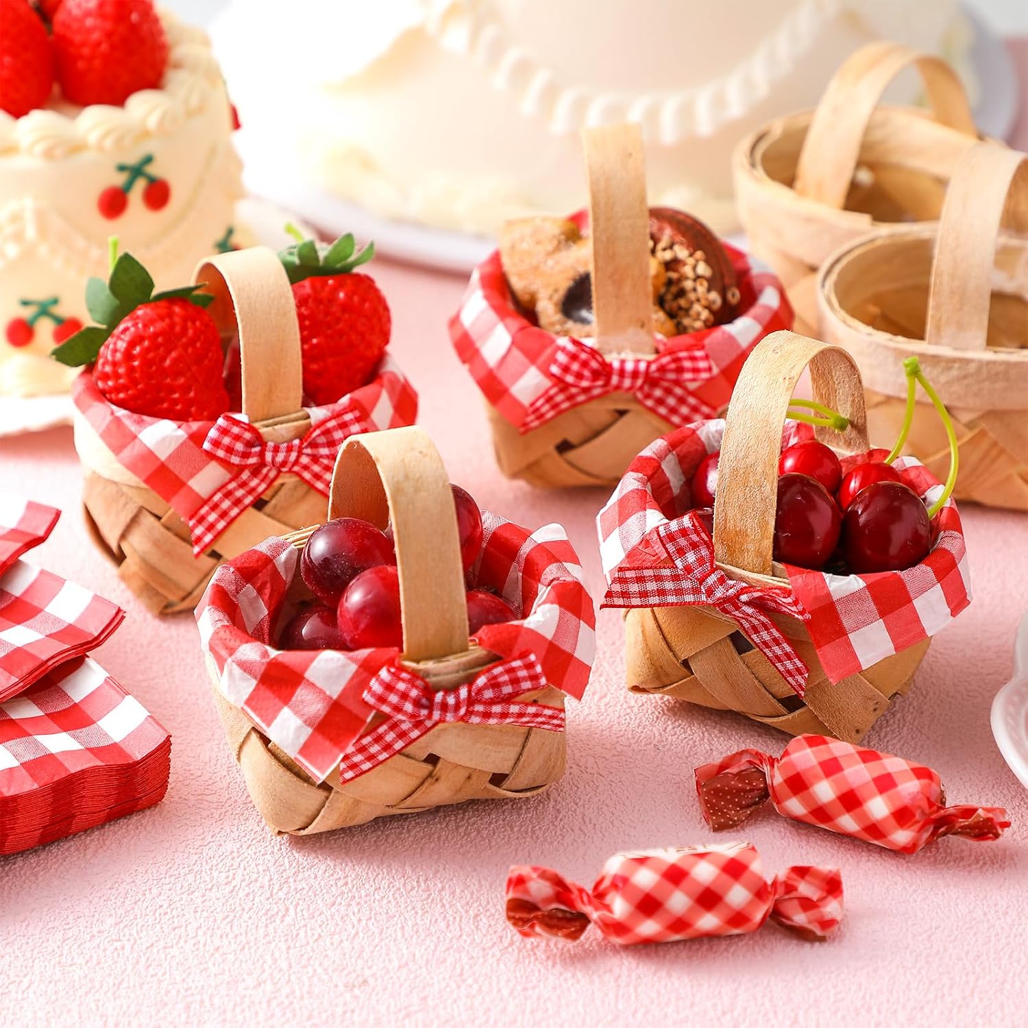 LemonRoad 18 Pcs Mini Woven Baskets with Handles 40 Sheets Red White Gingham Paper Napkins Wicker Wood Chip Mini Flower Fruit Berry Picnic Basket 18 Bows Spring Wedding Party Gift Farmhouse Decoration