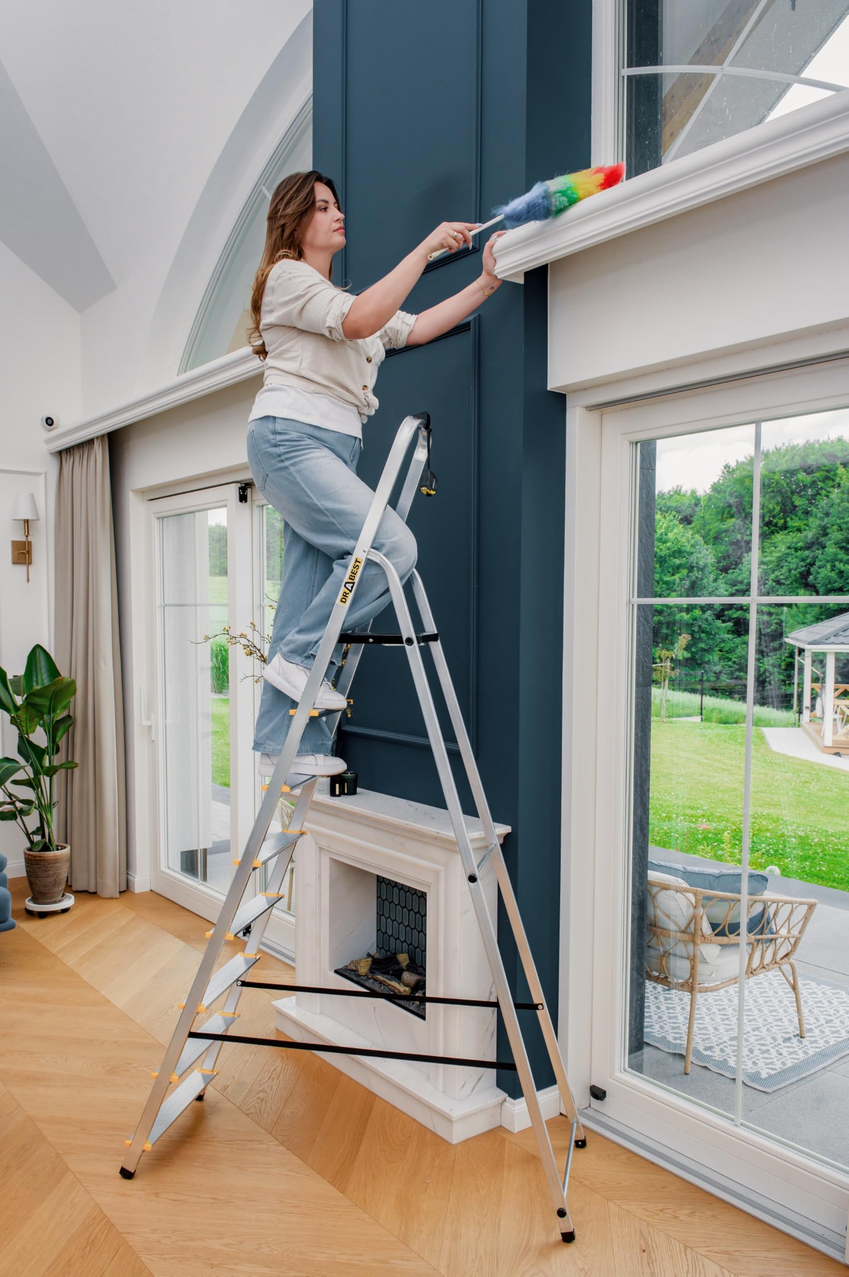 Drabest - PRO Haushaltsleiter - Stehleiter - 8 Stufen - Arbeitshöhe 3,62m - Klappleiter aus Aluminium, max. 150 kg, mit Praktischem Haken - Aluleiter mit Plattform 25x26 cm, rutschfeste Füßen