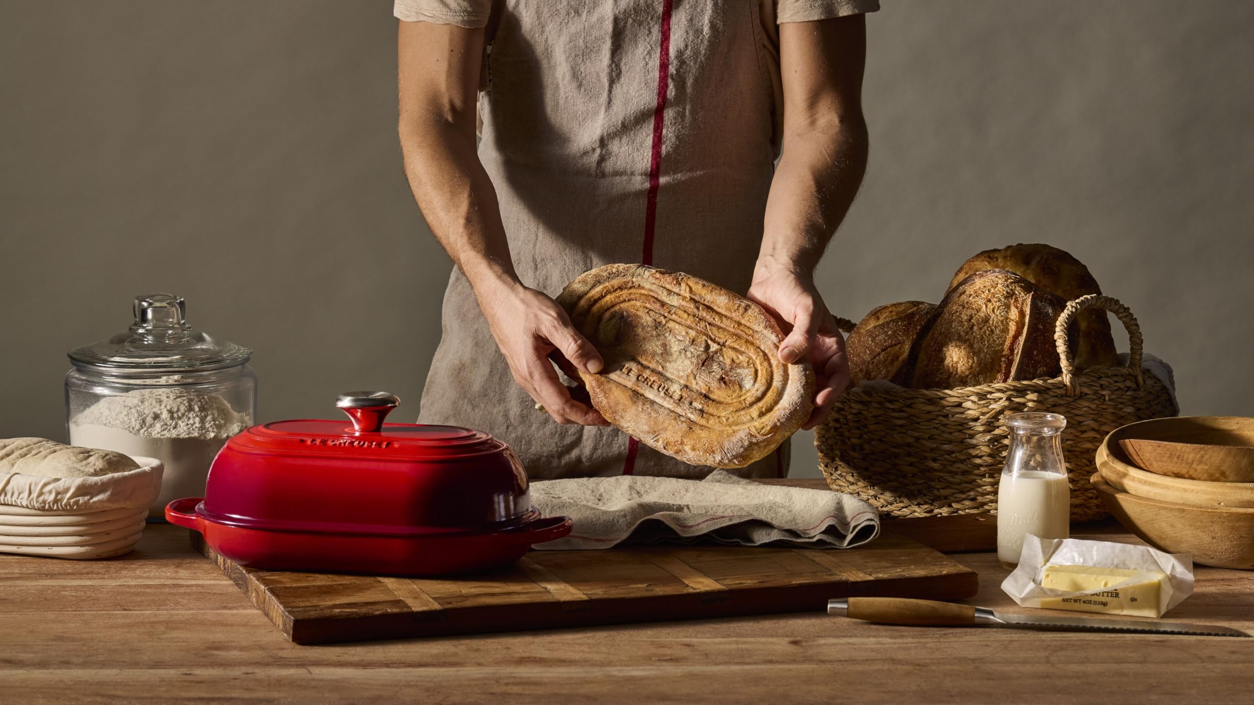 Amazon.com: Le Creuset Enameled Cast Iron Signature Oval Bread