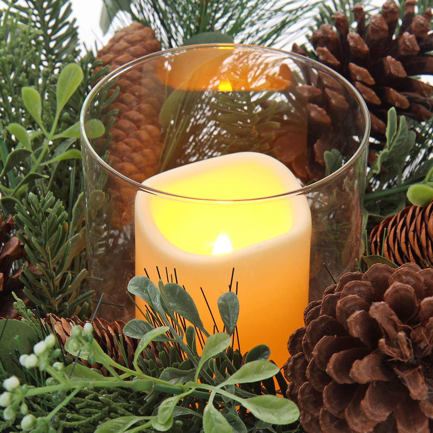 Oairse Ø46cm Kunstpflanzenkranz mit flammenloser LED-Kerze und Glashalter, Weihnachtskerzenkranz für Tischdekoration, für Weihnachtsdekorationen für Indoor und Outdoor Christmas Thanksgiving
