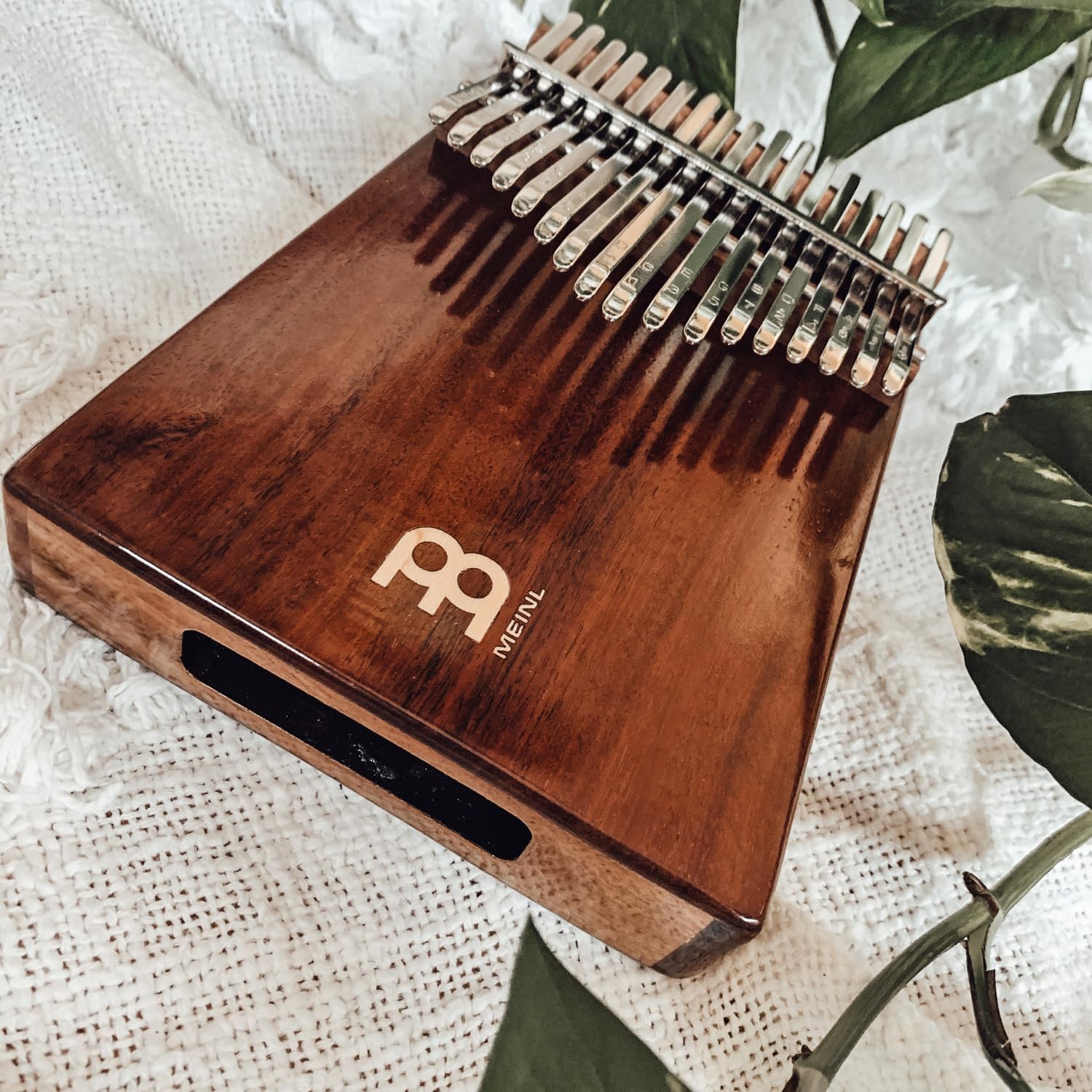 Meinl Sonic Energy KL1705H Wah-Wah Kalimba mit keepdrum Stimmgabel