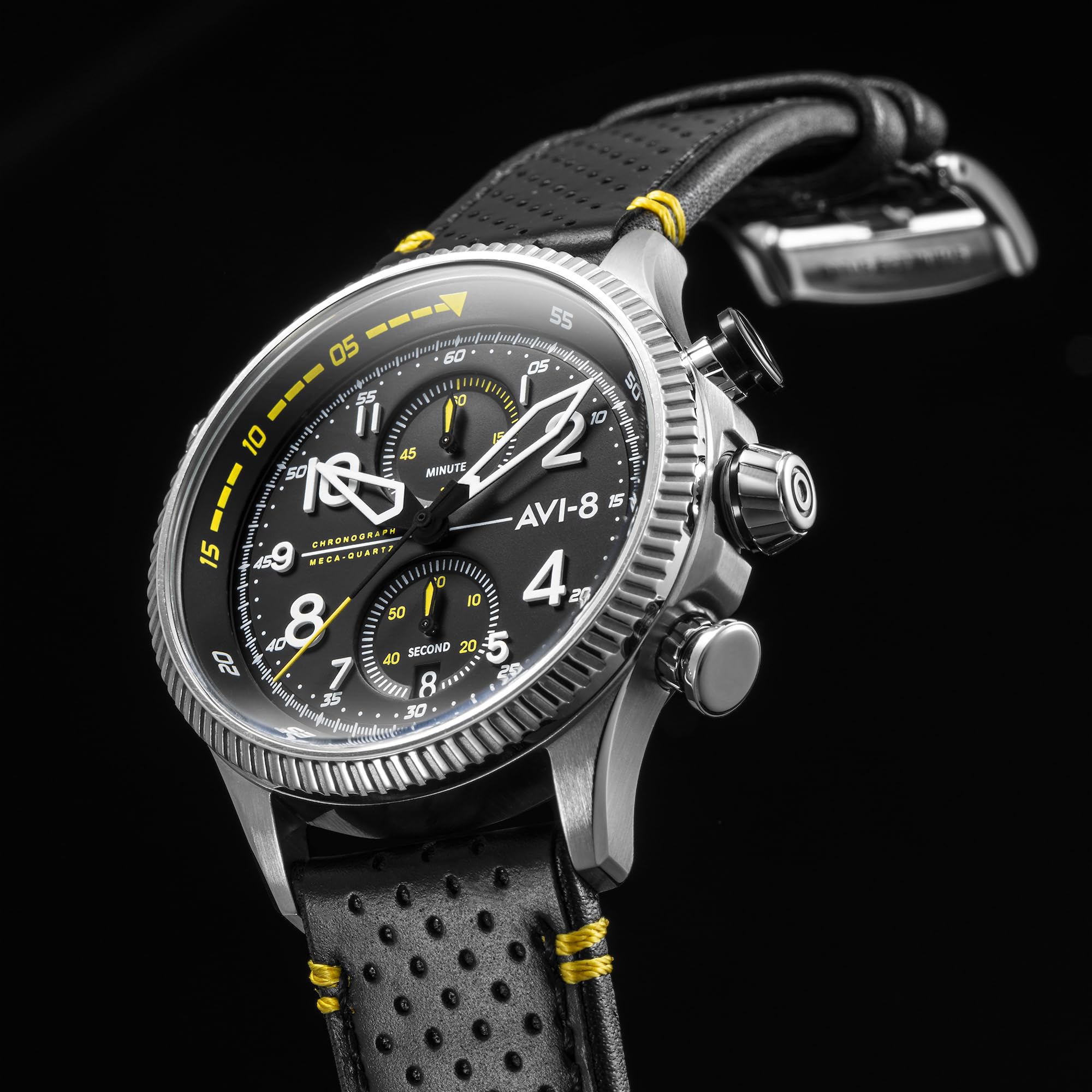 AVI-8 Herren 43mm Hawker Hunter Duke Chronograph Japanische Meca-Quarz Fliegeruhr mit Lederarmband AV-4080
