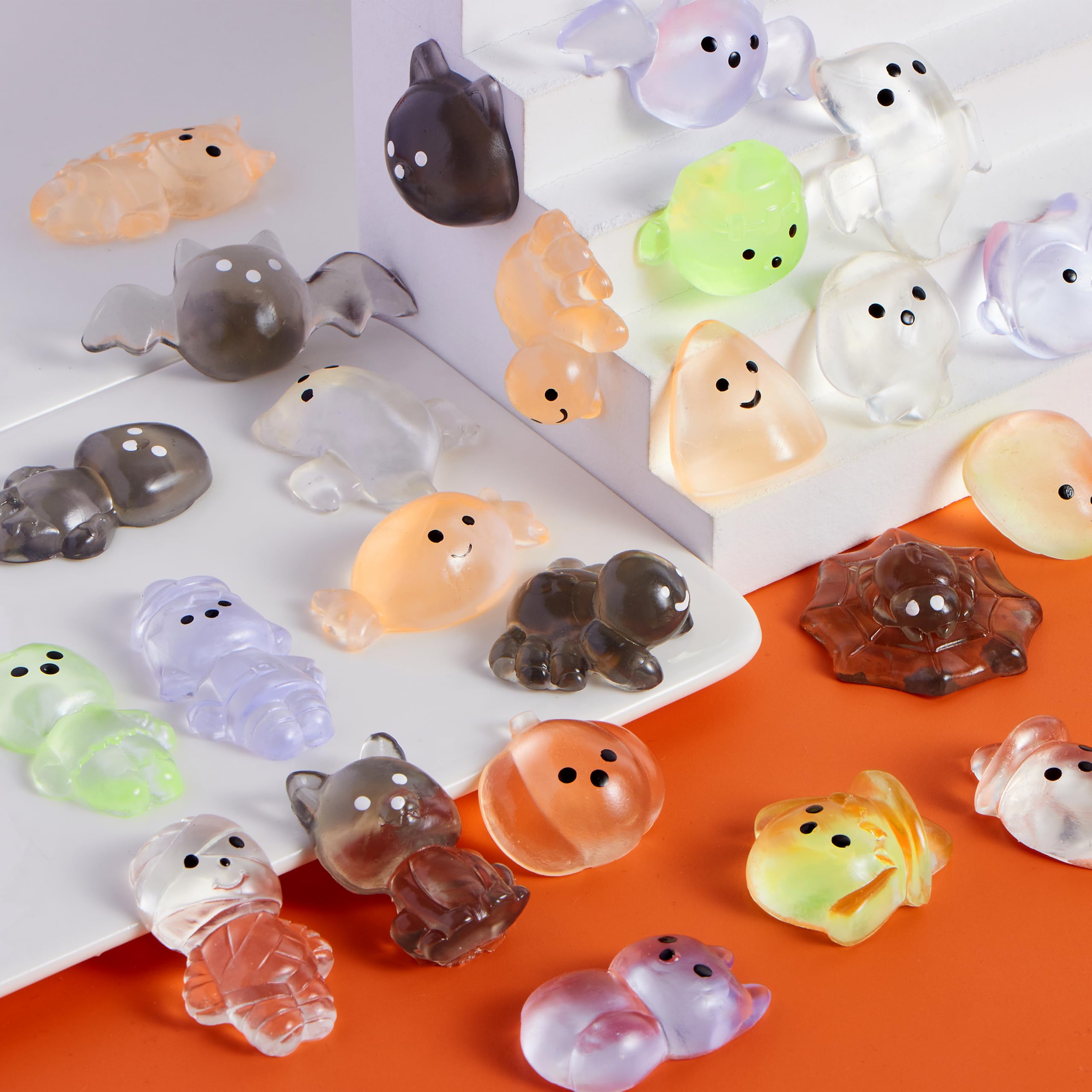 JOYIN 24 Stück Halloween-Mochi-Quetsch-Spielzeug, weiches Quetschspielzeug, niedliches Quetschspielzeug, Stressabbau-Spielzeug, Halloween-Partygeschenke für Kinder, Süßes oder Saures