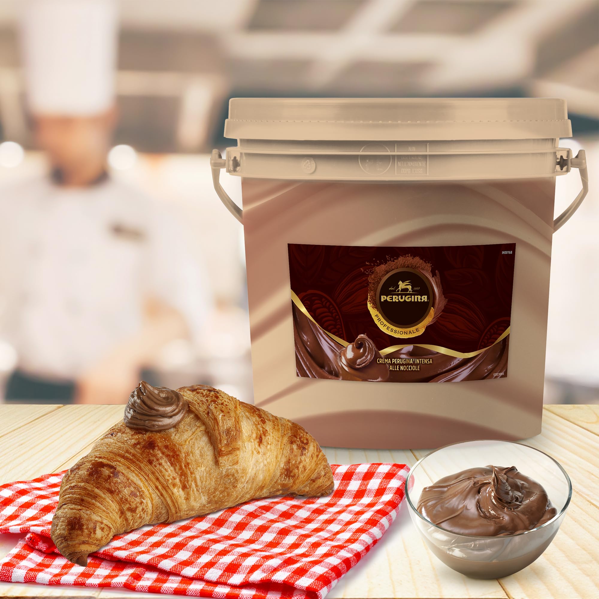 PERUGINA PROFESSIONALE Crema Intensa Nocciole Secchiello 3kg | Crema spalmabile al gianduia, ideale per come ingrediente per la realizzazione di dolci, farciture e guarnizioni