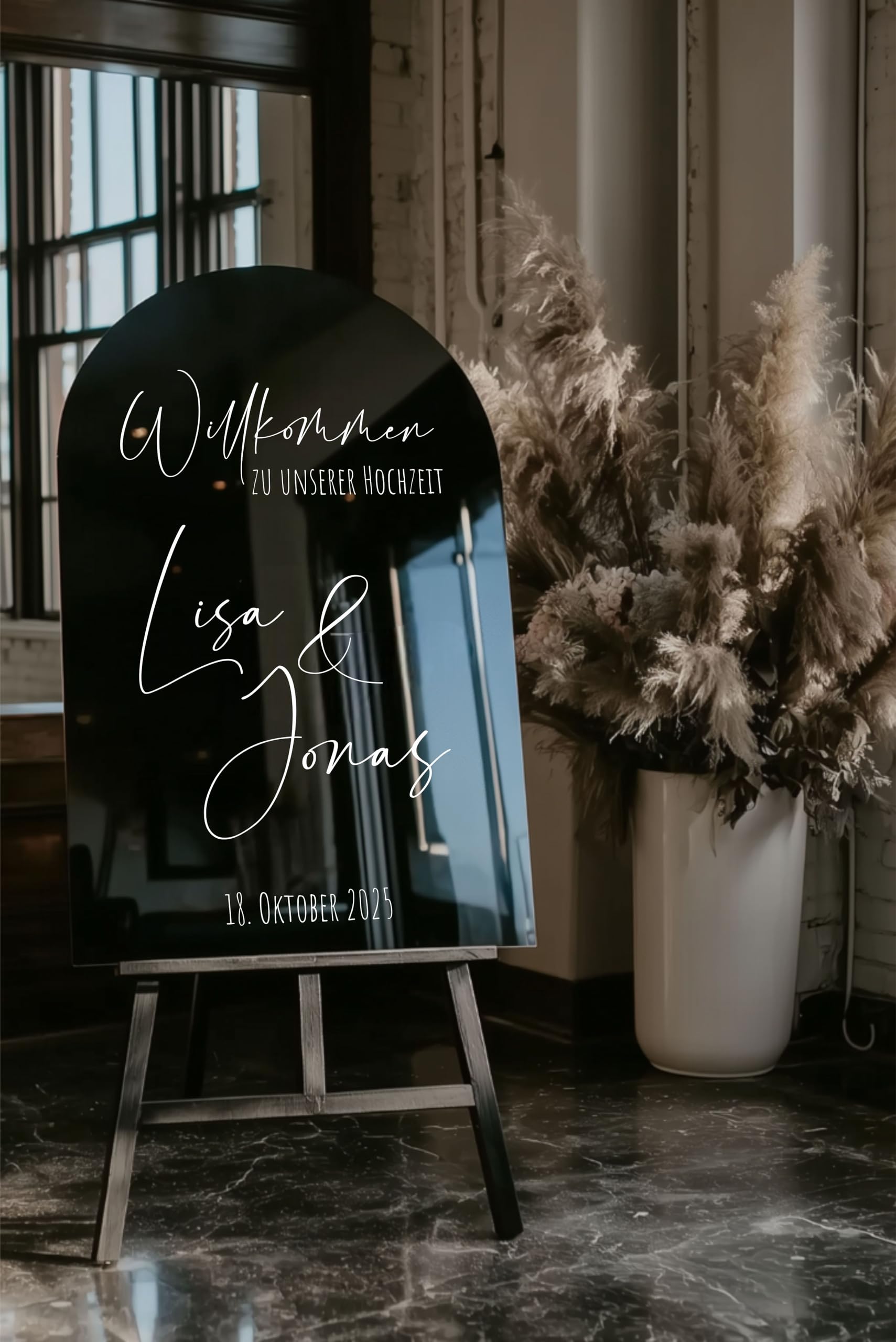 Willkommensschild Hochzeit personalisiert Acrylglas Schwarz Hochglanz – elegante Deko für Empfang, Party & Events – Made in Germany