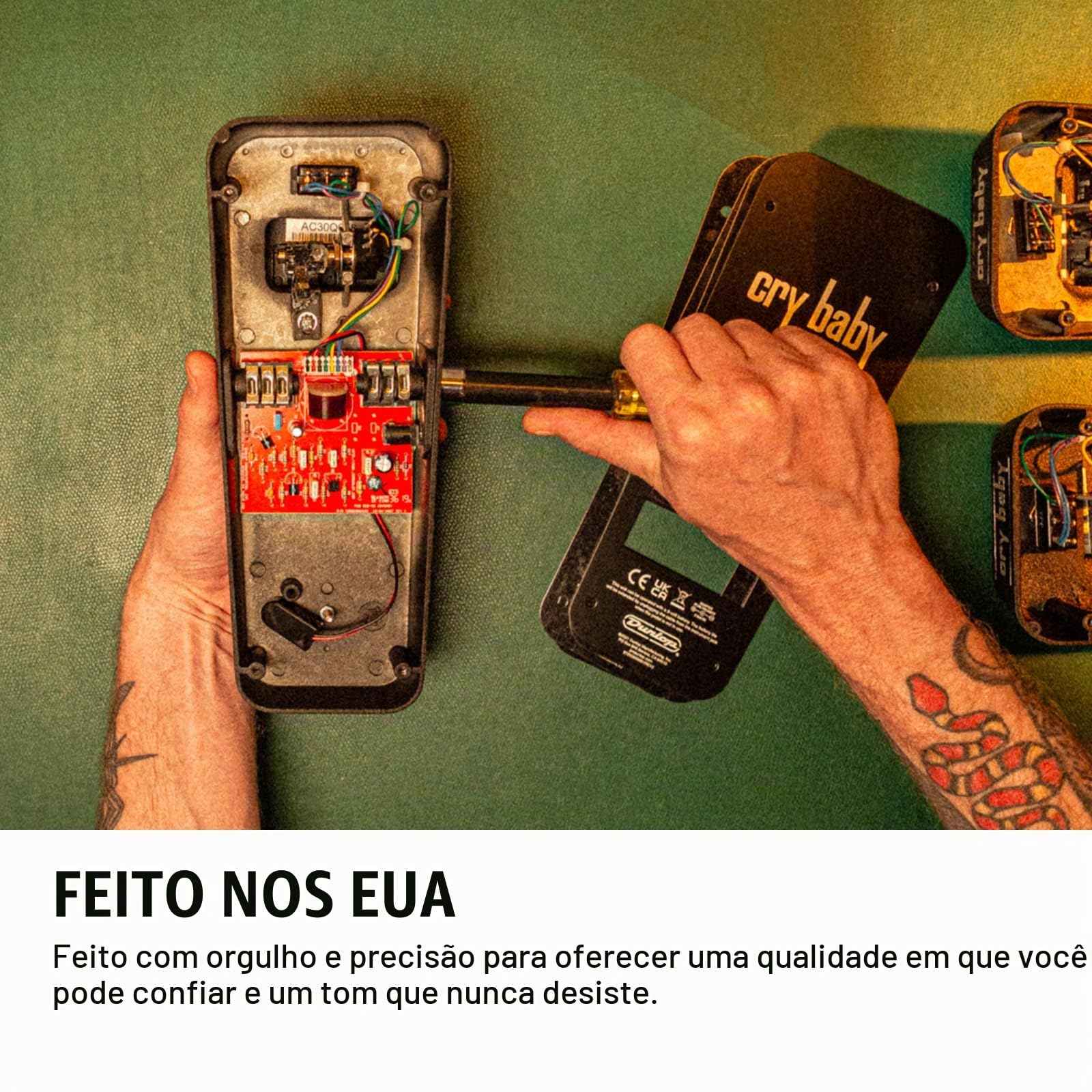 JIM DUNLOP Dunlop 95Q Cry Baby Wah : Amazon.com.br: Instrumentos