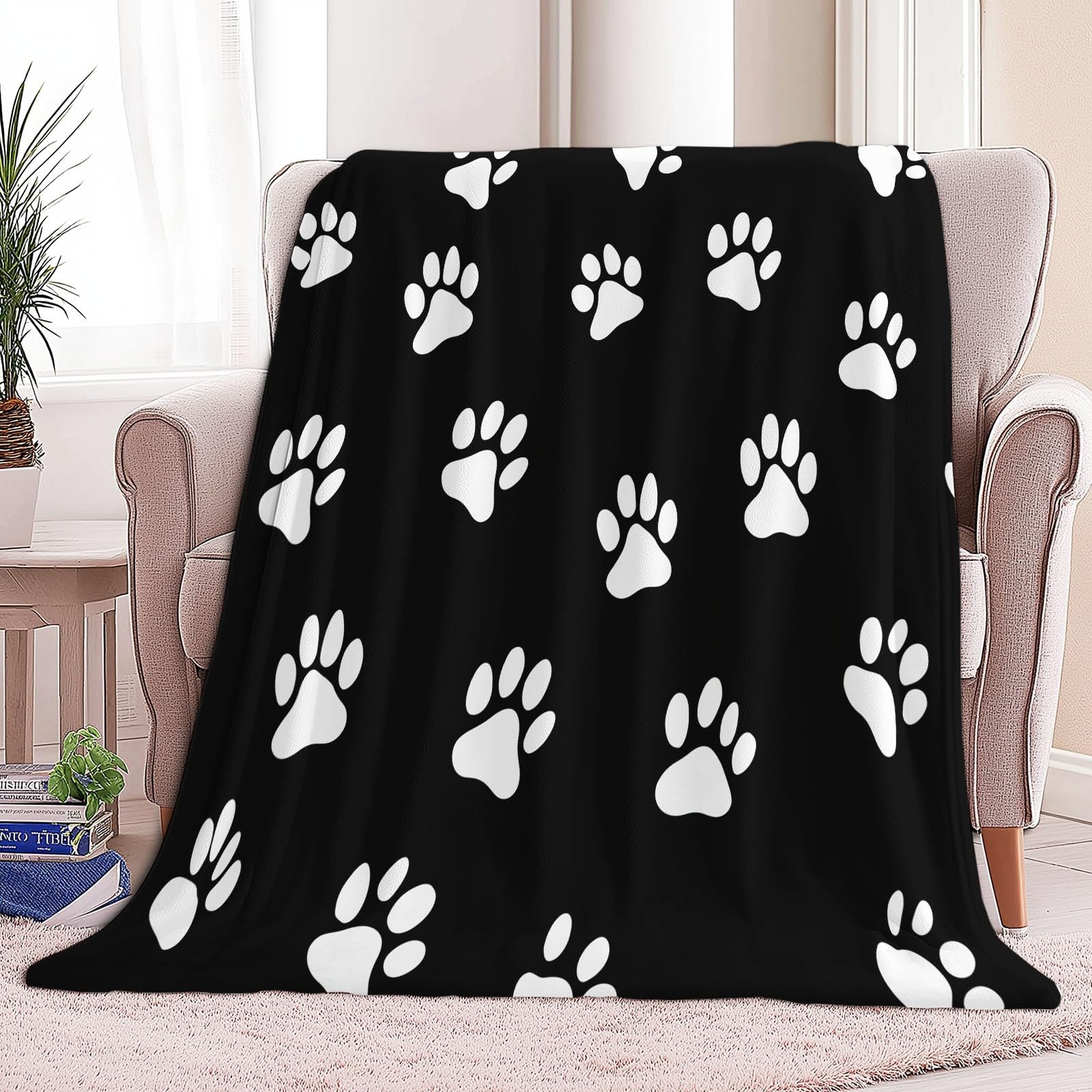 Flanelowy koc polarowy ze zwierzęcymi odciskami łap, narzuta na sofę Wygodny koc dwuosobowy Koc na łóżko w kratę zimowy, 220 x 240 cm Czarny