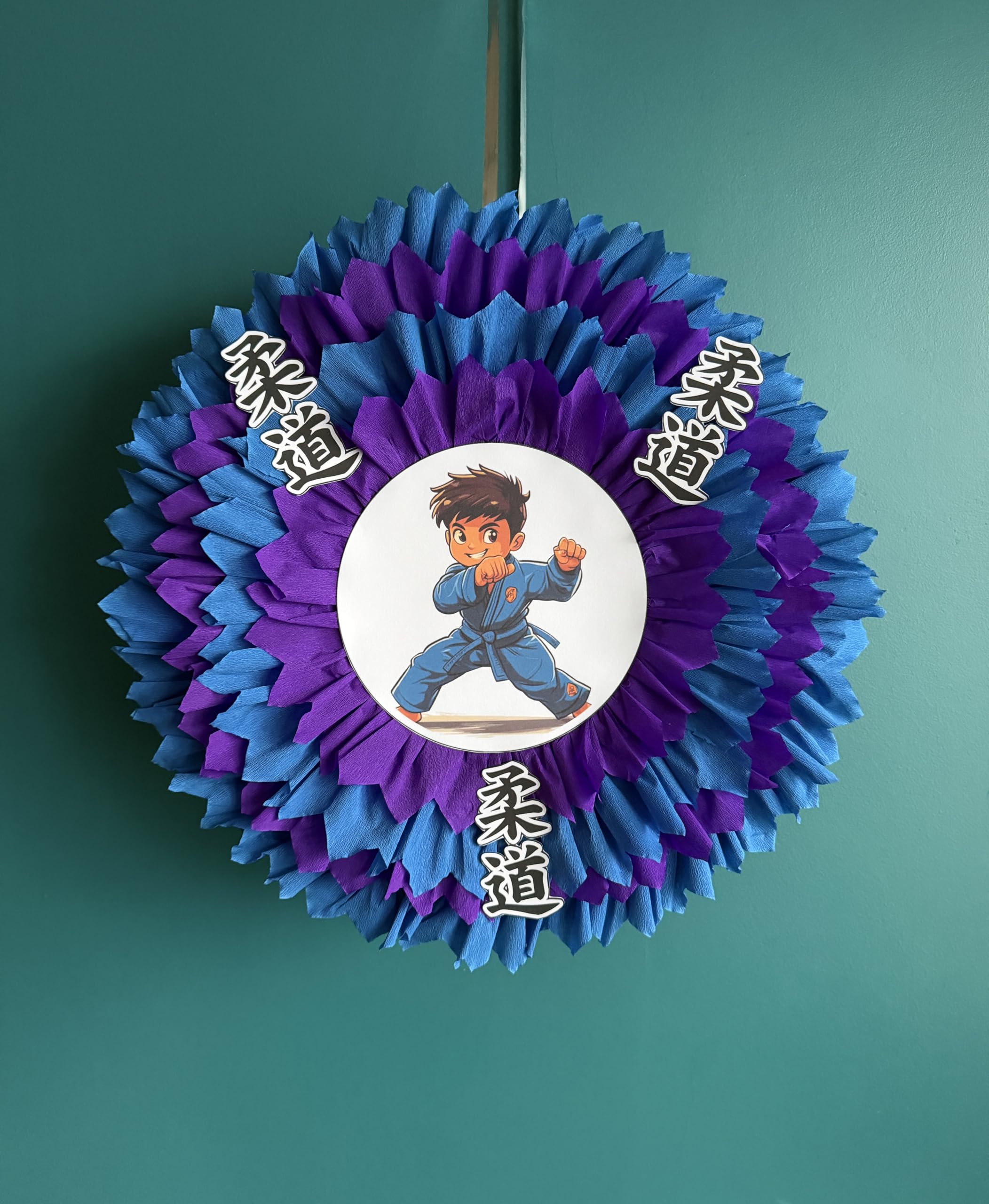 Handmade Martial Arts Karate Piñata – Empty Fillable Party Decoration (40 x 40 cm)