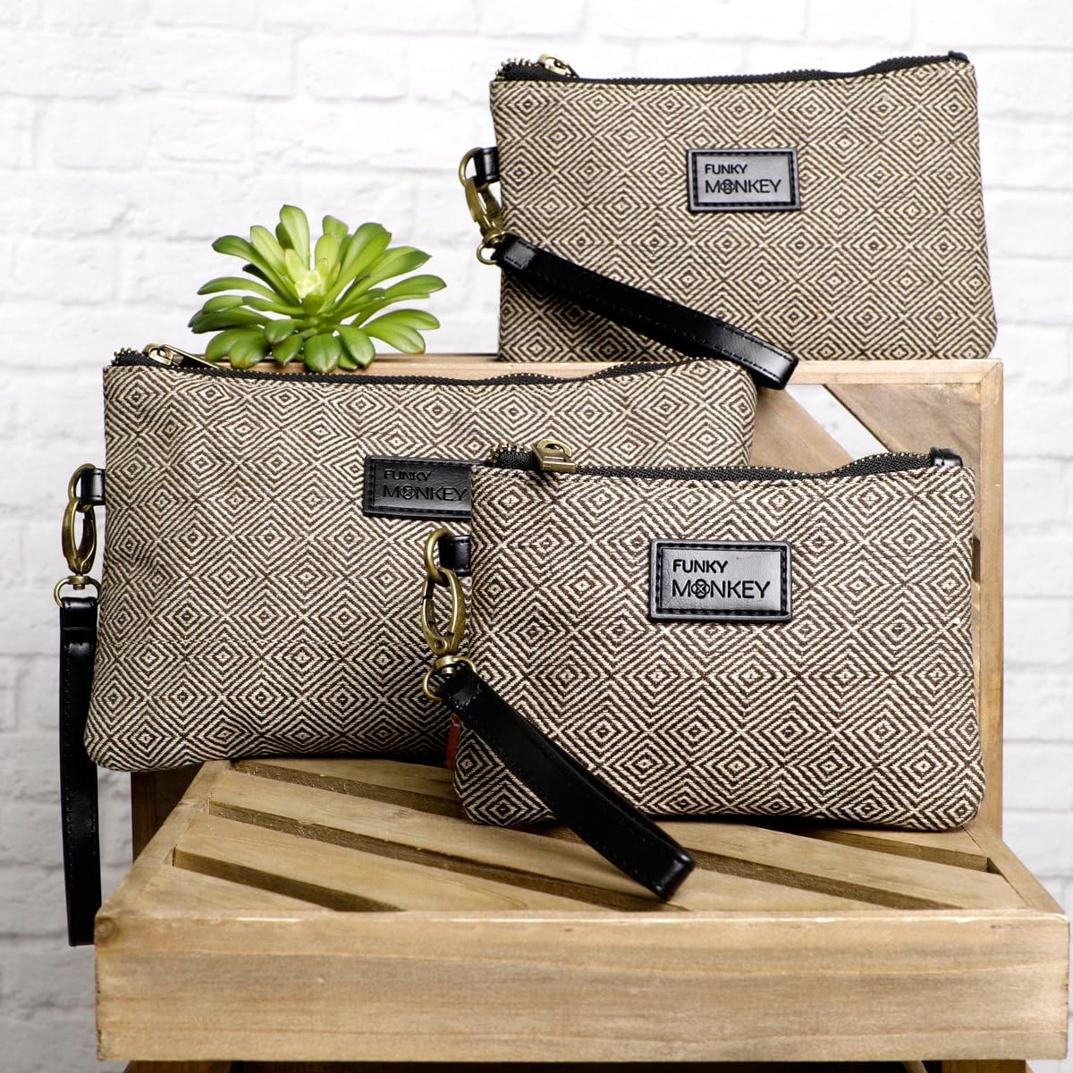 {Ella Collection} Wristlet Wallet Clutch Phone Purse Handbag 3 Sizes Brown/Tan Style Funky Monkey Fashion