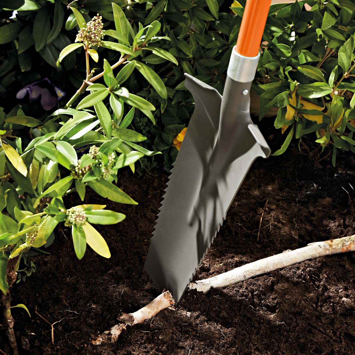 3 PAGEN Pala de sierra de raíz, punta de acero al carbono con dientes afilados, pala de jardín de 114 cm, con mango ergonómico y borde ancho - pala de alta calidad para suelo duro