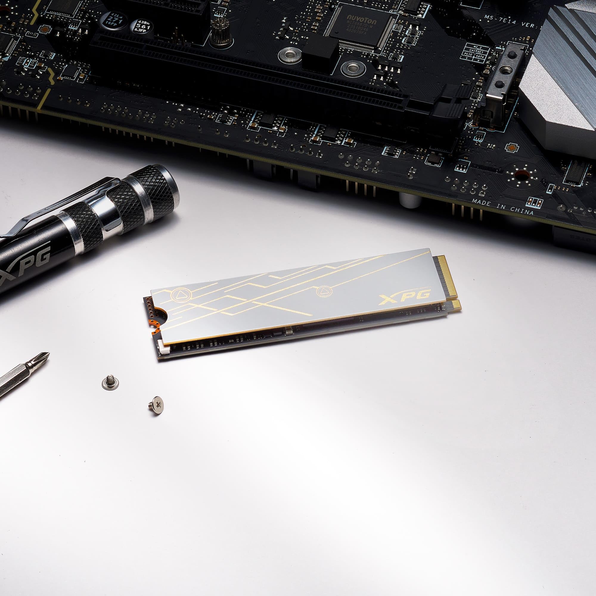 XPG MARS 980 BLADE 1TB 内蔵型SSD ADATA XPG Mars 980 Blade, PCIe Gen5 Solid State Drive, 1TB | PCIe