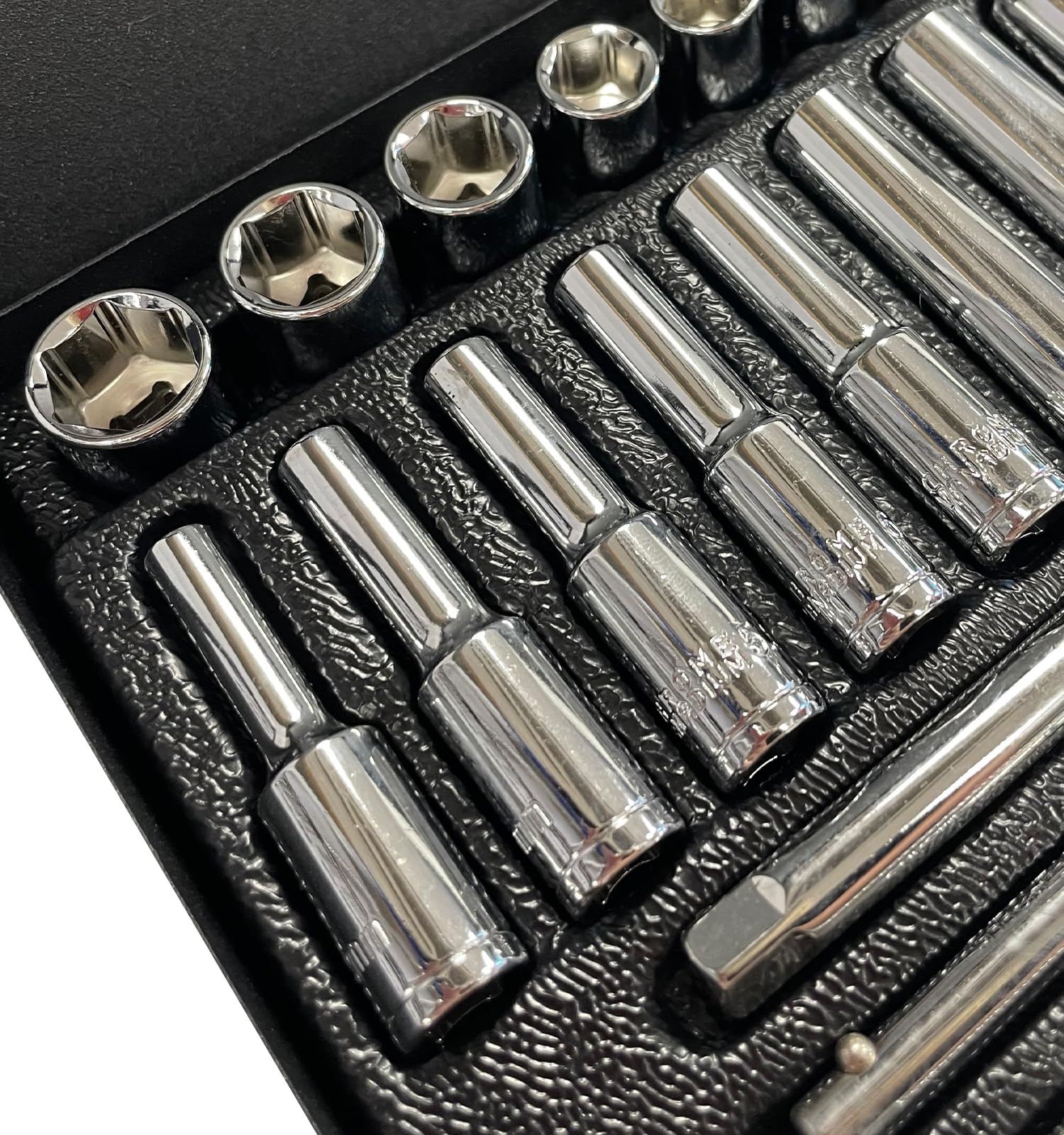 Set Chiavi A Bussola Set Di 41 Pezzi Prese 1/4 Pollice Metriche E Imperiali – Prese Profonde, Cricchetto, Custodia Metallo Cricchetto Con Prese Deep - Foto 9