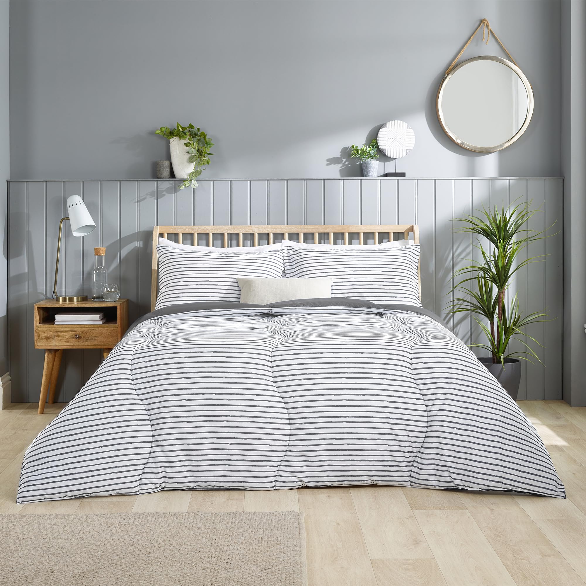Slumberdown Coverless Duvet Single 9 Tog - 2-in-1 Printed Design with Matching Pillow Case Reversible All Year Round Quilt - Hypoallergenic, Machine Washable, Made in the UK, Grey (135 x 200cm) โ image 1