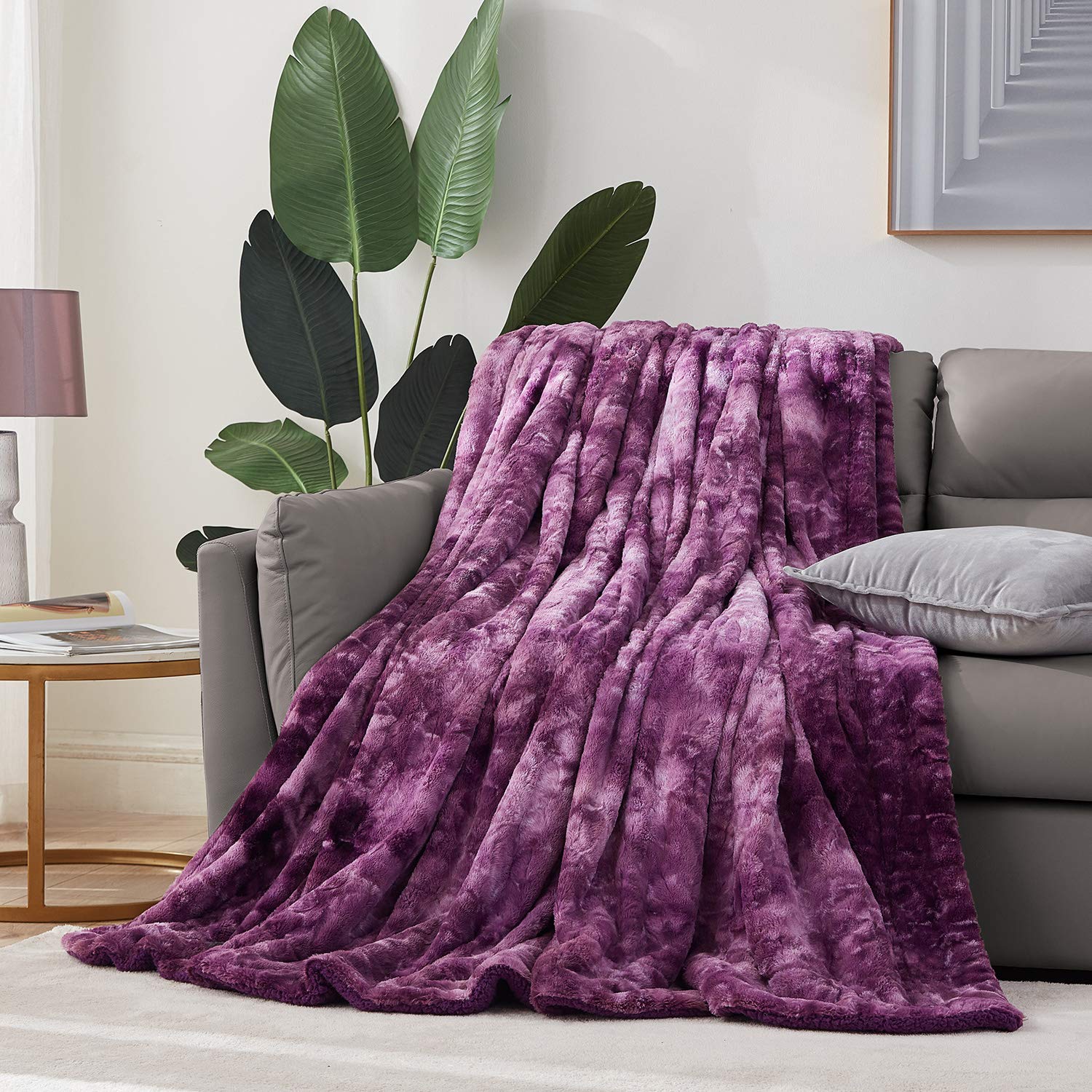 Hansleep Faux Fur Blanket with Reversible Sherpa, Super Soft Fuzzy Throw  Blanket for Sofa Couch Bed, Light Weight Warm Blanket All Season Use  (Aubergine, Queen 90x90) : Amazon.ca: Home