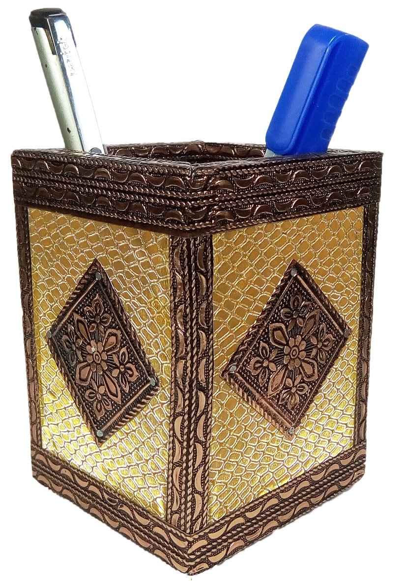 DZert Pen Stand Wooden Handicraft Pen Stand Office & Home Decorative