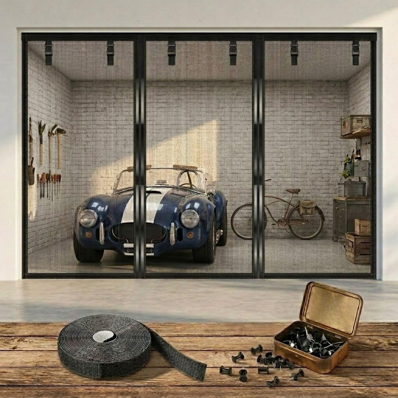 Moustiquaire pour garage avec fermeture automatique aimantée