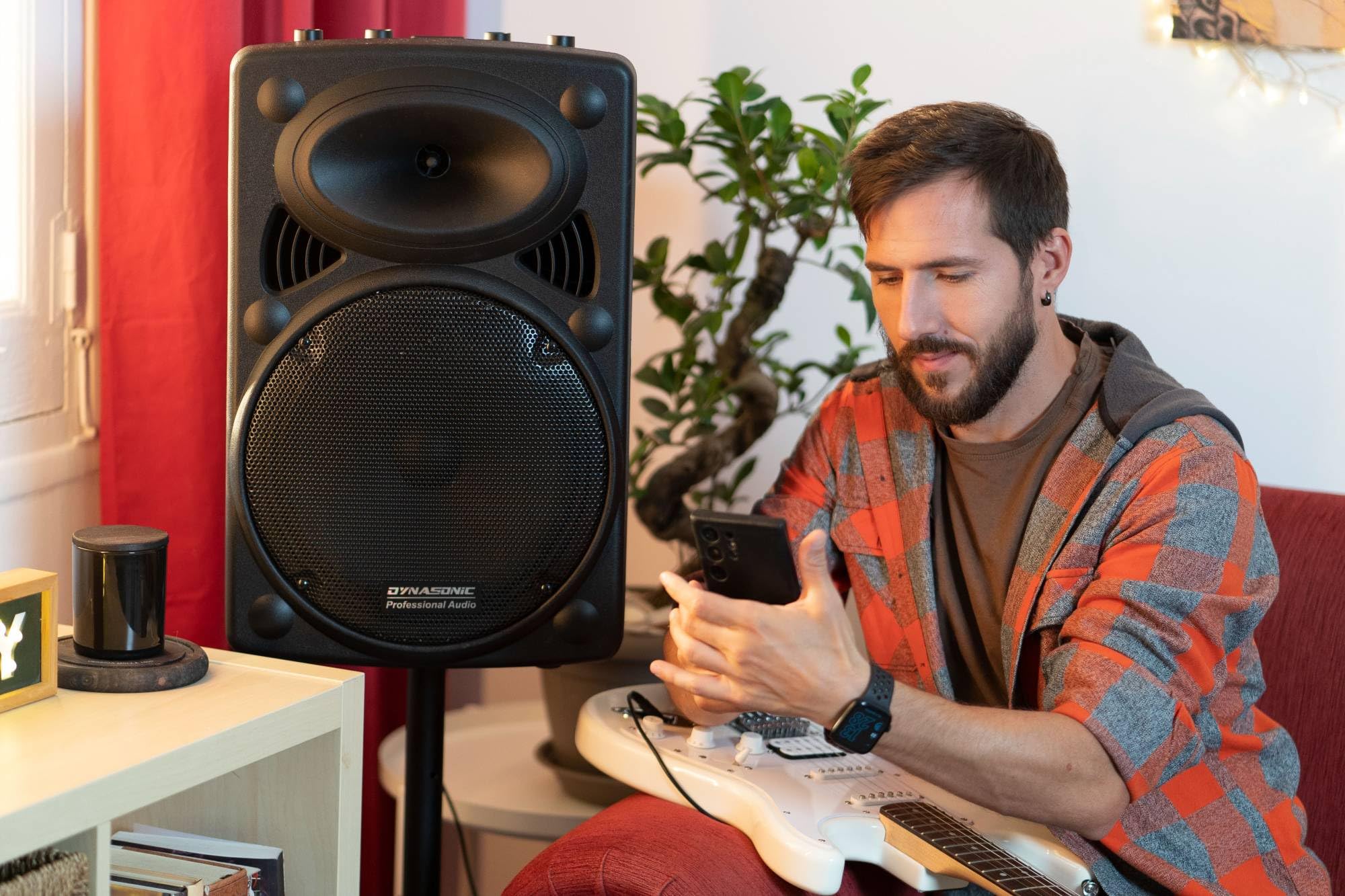 DYNASONIC - DYNAPRO 15 Plus (Pack trépied 3ª Gen) Enceinte Haut-Parleur Bluetooth Portable Professionnel, Puissant Haut-Parleur Bluetooth 800 W, 2 Microphones karaoké, Support Tablette et trépied