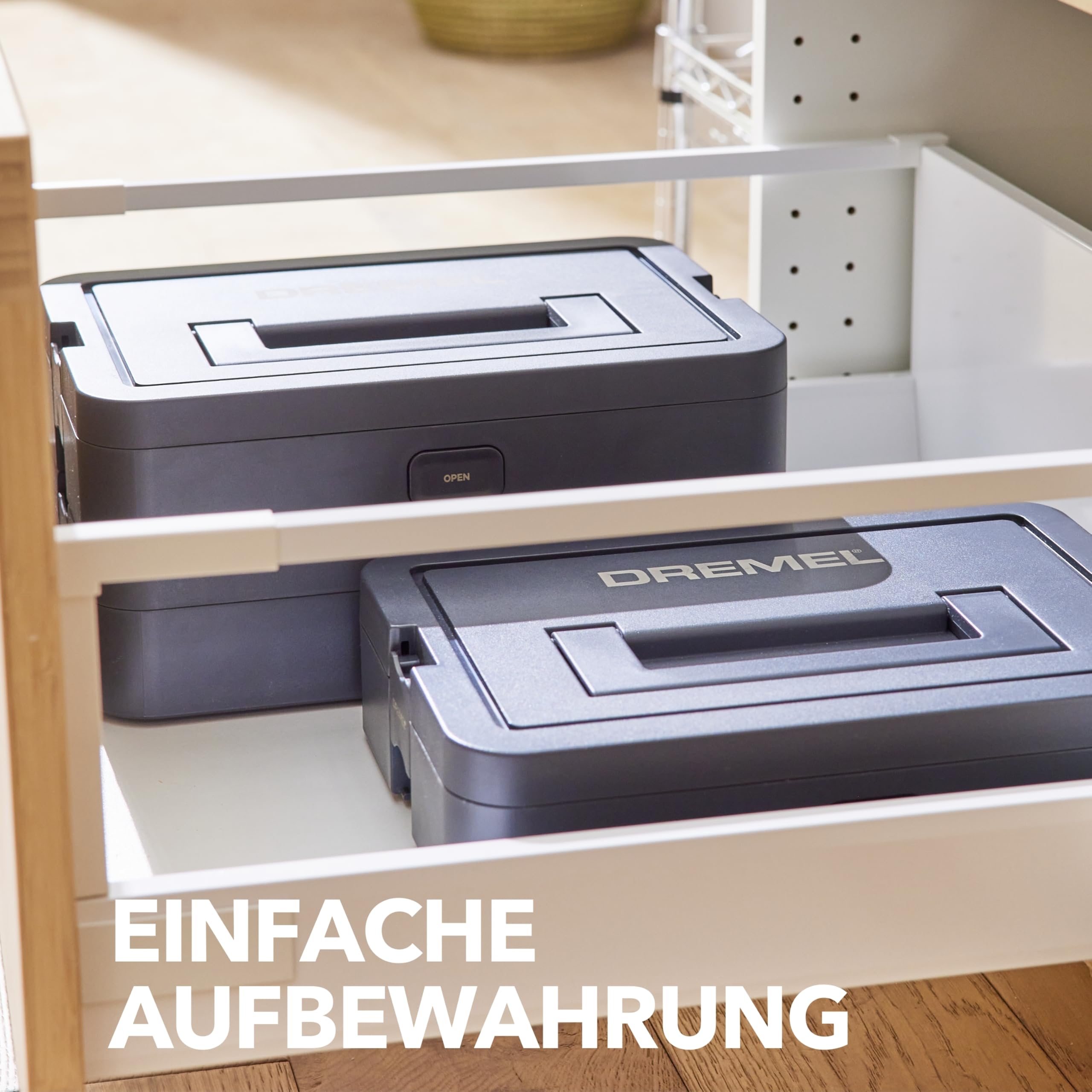 Dremel Box zur Werkzeugaufbewahrung mit 6 Trennwänden und Zubehörhalter, individuell anpassbarer Organizer für Multitool-Zubehör, Kleinteile, kompaktes & stapelbares Aufbewahrungssystem