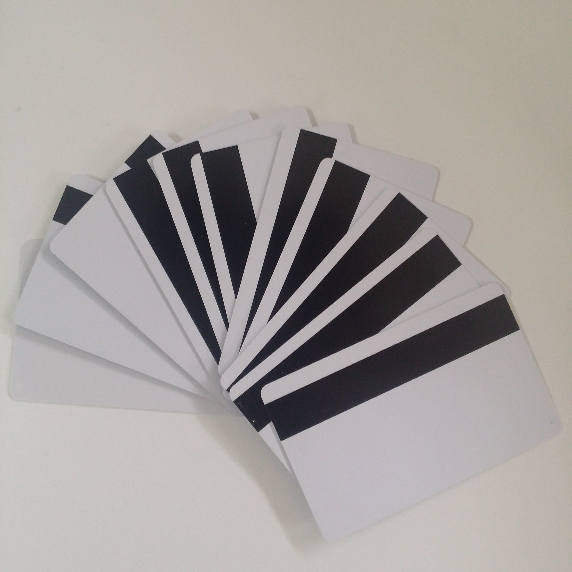 Brainstorm ID – 100 blanko Hico glänzend Mag Strip Inkjet PVC ID-Karten, doppelseitig drucken