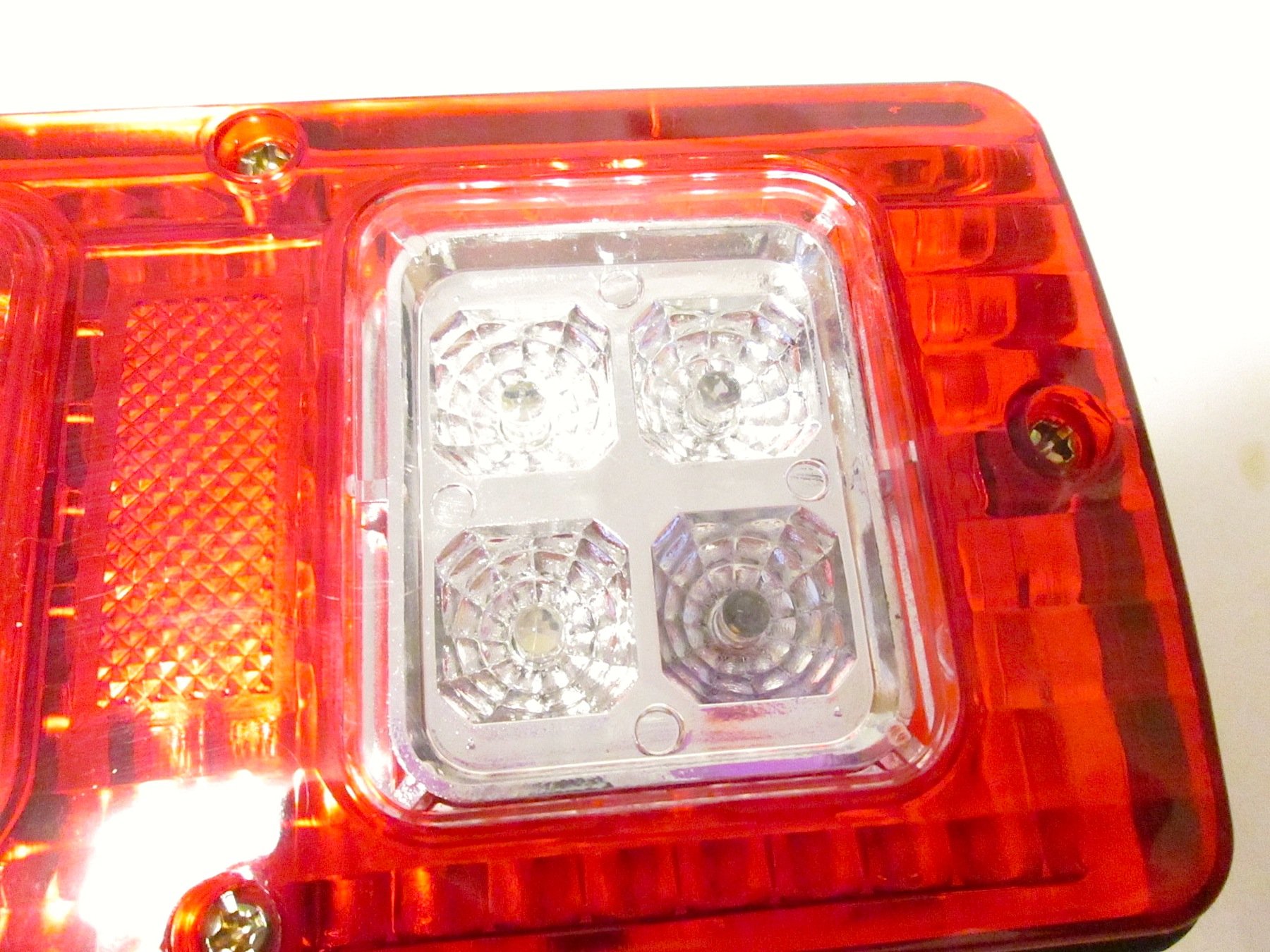 Amazon | トラック トレーラー テールランプ ライト 矢印ウインカー