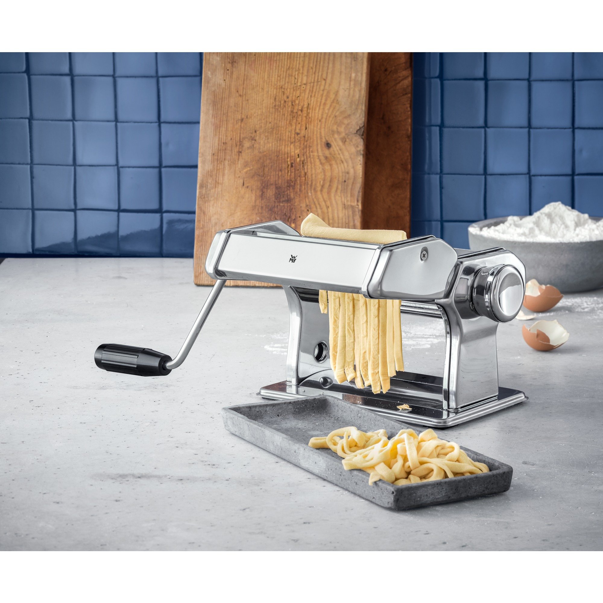 WMF Gourmet Nudelmaschine manuell Edelstahl 19,5x 12,5x 12,5 cm, 9 Teigstufen, ideal für Teigplatten, schmale und breite Nudeln