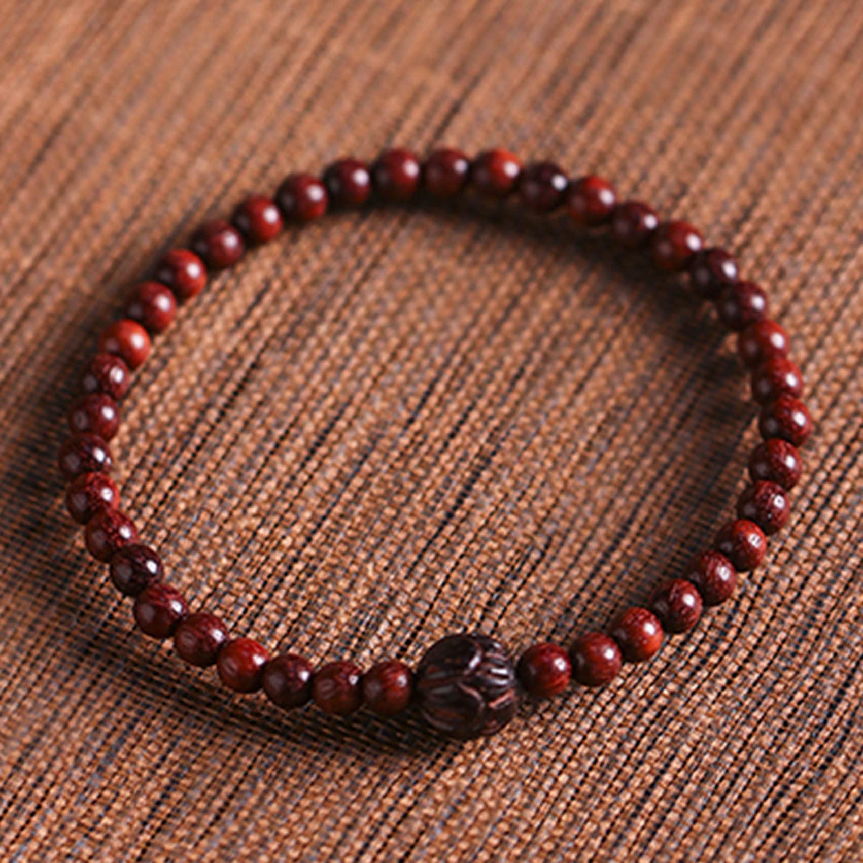 Bracciale Feng Shui Bracciale con Perline in Legno Naturale Bracciale con Perline Mala di Preghiera Bracciale in Legno Intagliato con Perline di Loto Bracciale Buddista Talismano Attira ricchezza