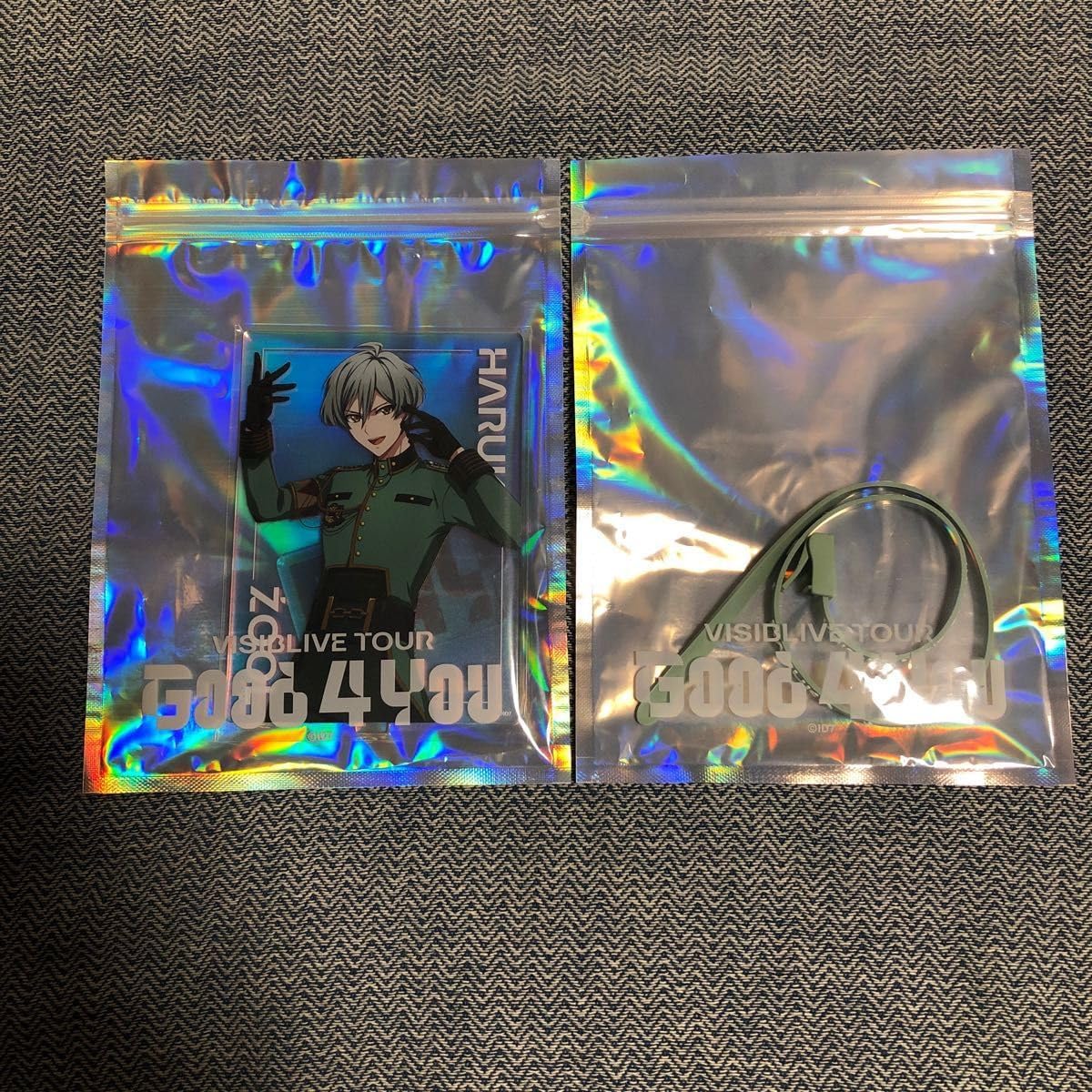 亥清悠 G4Y セット ネットで注文 G4Y キャラグッズ 亥清悠: 缶バッジ