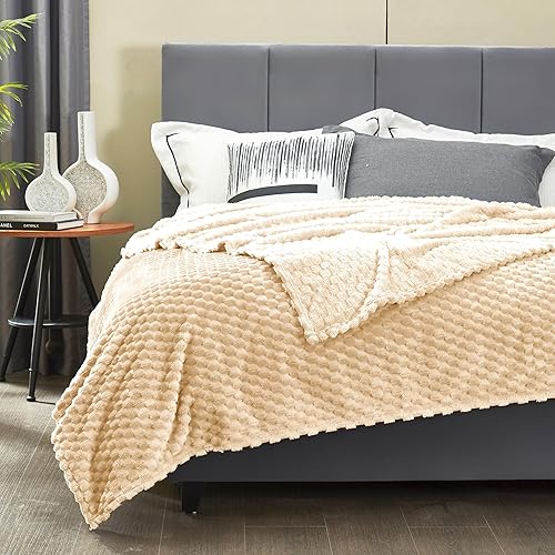 DREAMNINE Manta de cama decorativa de franela suave y grande tamaño King de 108 x 90 pulgadas, manta de terciopelo mullido con bonito patrón 3D, disponible en Yaxa Guatemala