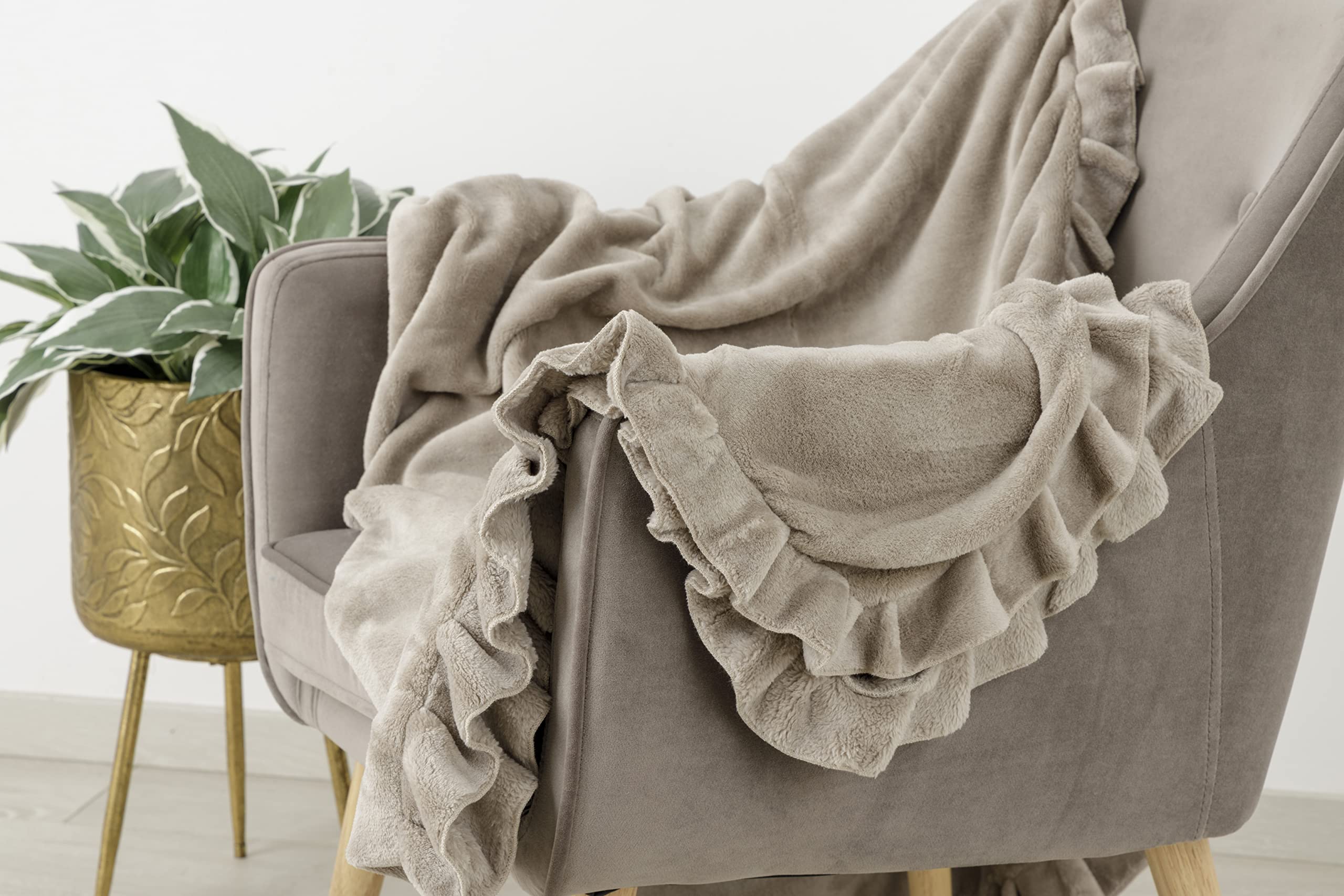 Calzini Lucenti Uncinetto Kunert Calzini Sneaker Donna Eleganti - Cotone  Mercerizzato Con Bordi All'Uncinetto Calze Fashion, image size:2560x1707