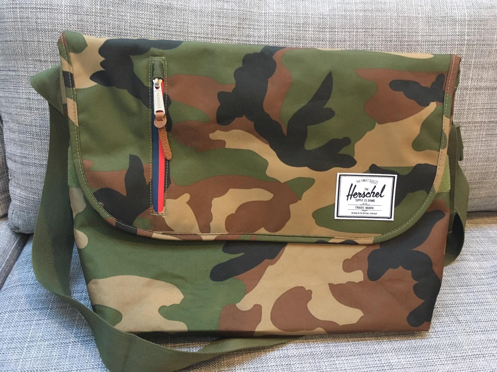 Herschel Odell Messenger Bag, Frog Camo, One Size