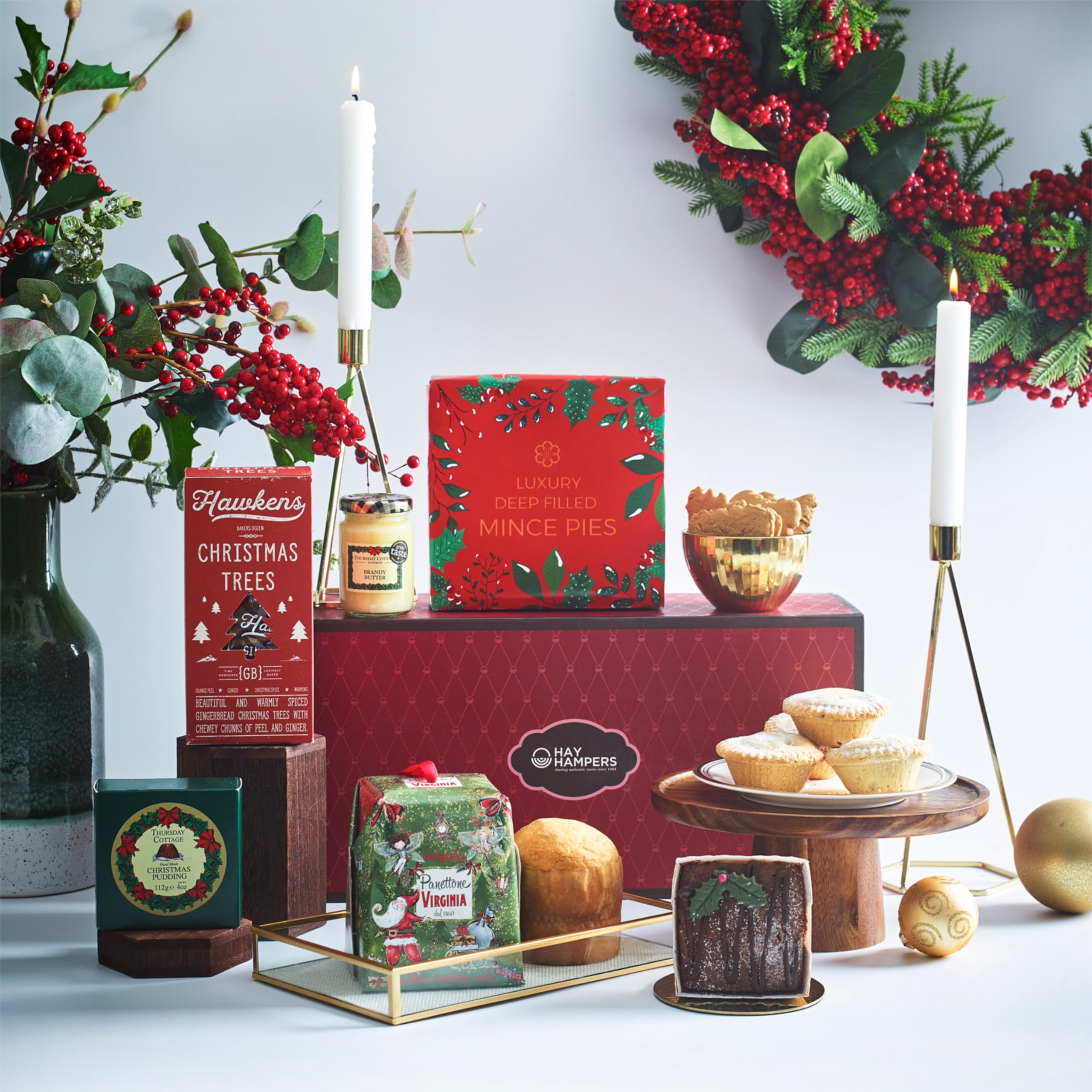 Luxury Christmas Food Gift Hamper - Gingerbread Biscuits, Mince Pies, Panettone, Christmas Pudding & More - Festive Treats, Food Gifts for Couples, Hampers & Gourmet Gifts - by Hay Hampers