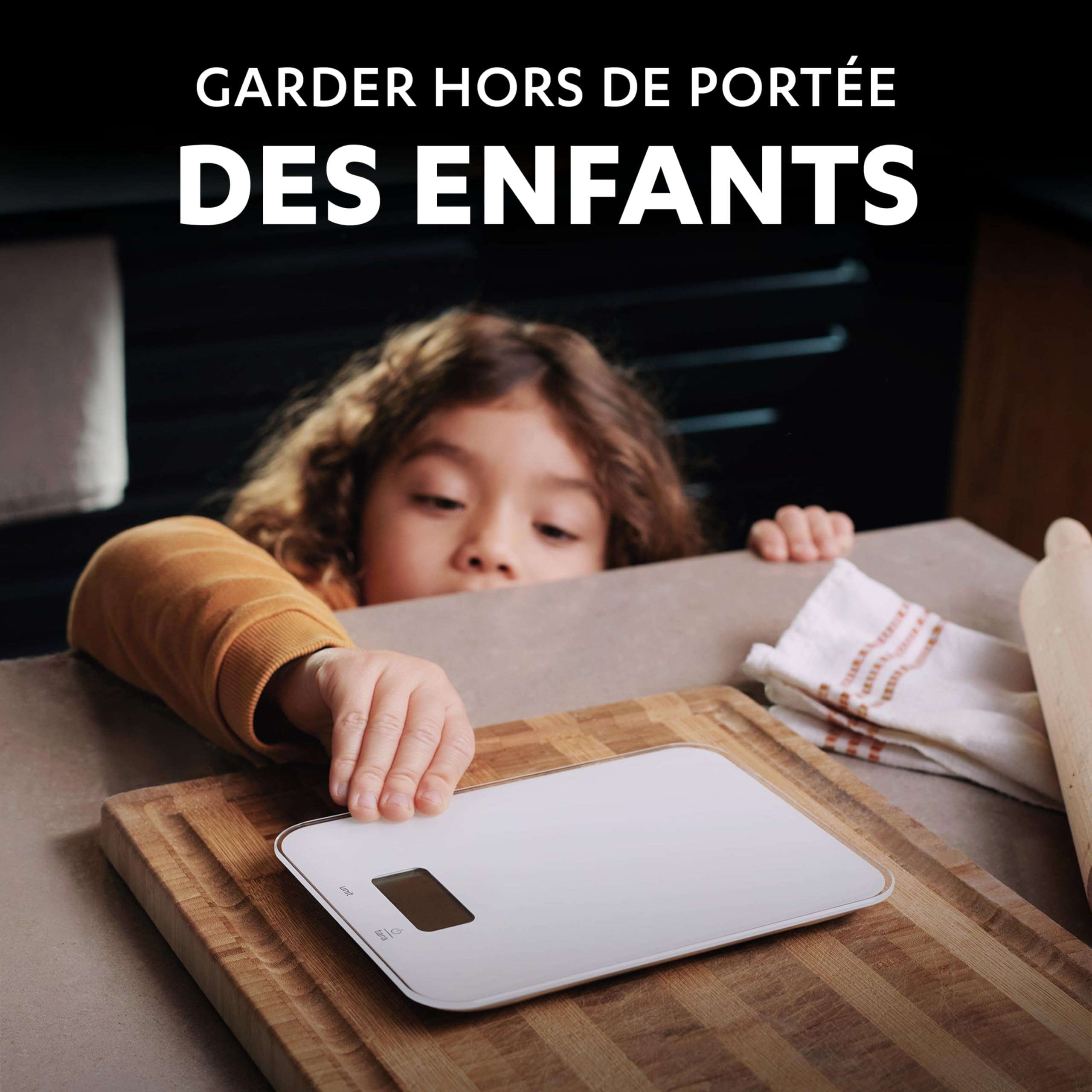 DURACELL CR2032 Piles Boutons au lithium 3V (lot de 8) - Jusqu’à +70 % de longévité - Technologie Sécurité Enfant - Recommandées pour l’AirTag d’Apple - Clés, appareils maison, sport et médicaux