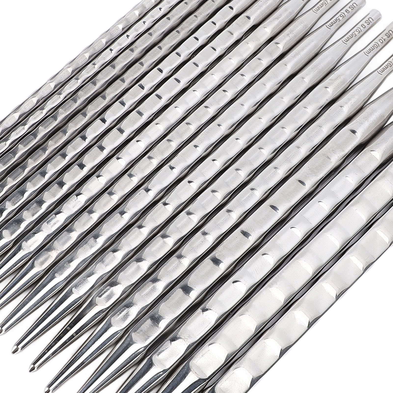 Rengue Zestaw Okrągłych Drutów Dziewiarskich, Wymienny Zestaw Drutów Dziewiarskich ze Stali Nierdzewnej 8 par 3,5 Mm do 8,0 Mm z 4 Kablami Falisty Wzór dla Początkujących i Robienia na Drutach w Domu