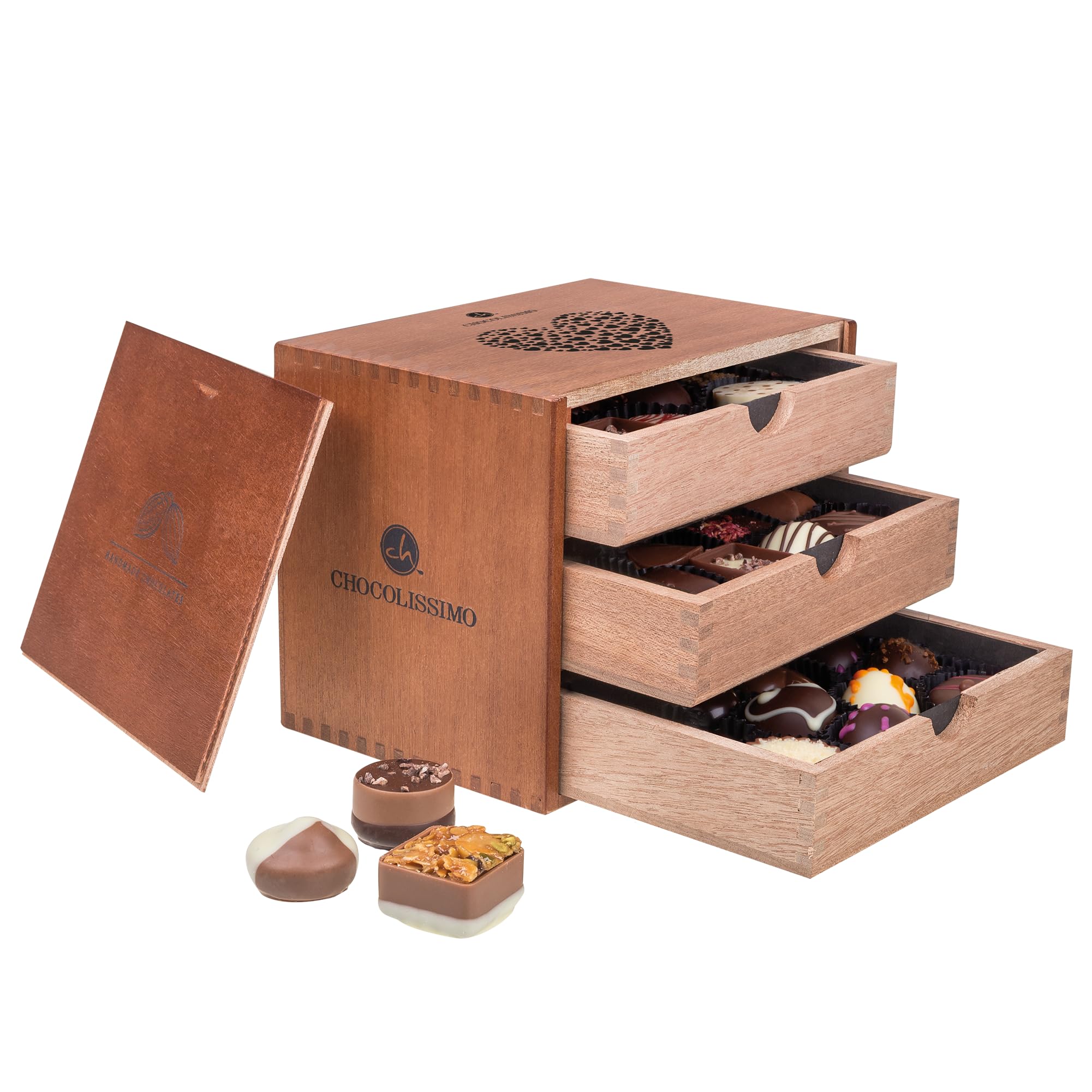 CHOCOLISSIMO - Liebes Geschenk - 30 edle Pralinen in Holzbox - Kleines Schokolade Geschenk mit Herzmotiv - mit Alkohol - für Frauen, Männer, Mama, Freundin, Partner - zum Geburtstag, Valentinstag