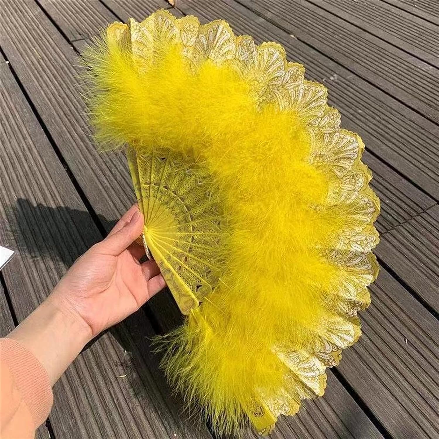 ROHCGHC folding fan, Handheld Feather Fan,Vintage Folding, Dance Hand with Pendant Gift Wedding Party Decoration(Yellow)