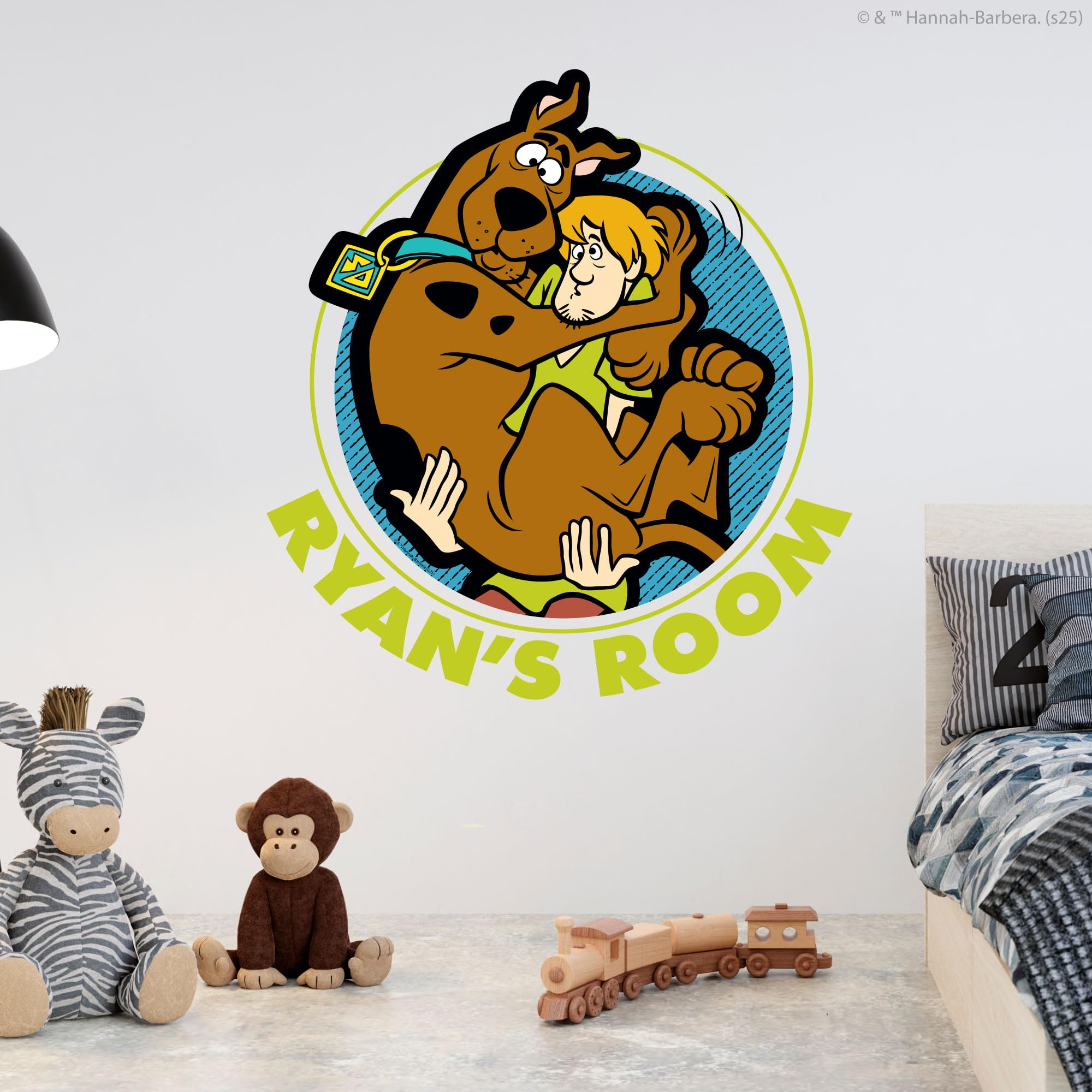 Scooby-Doo Wall Sticker - Shaggy Holding Scooby Doo Circle Personalised Decal Wall Art (60cm Height x 55cm Width)