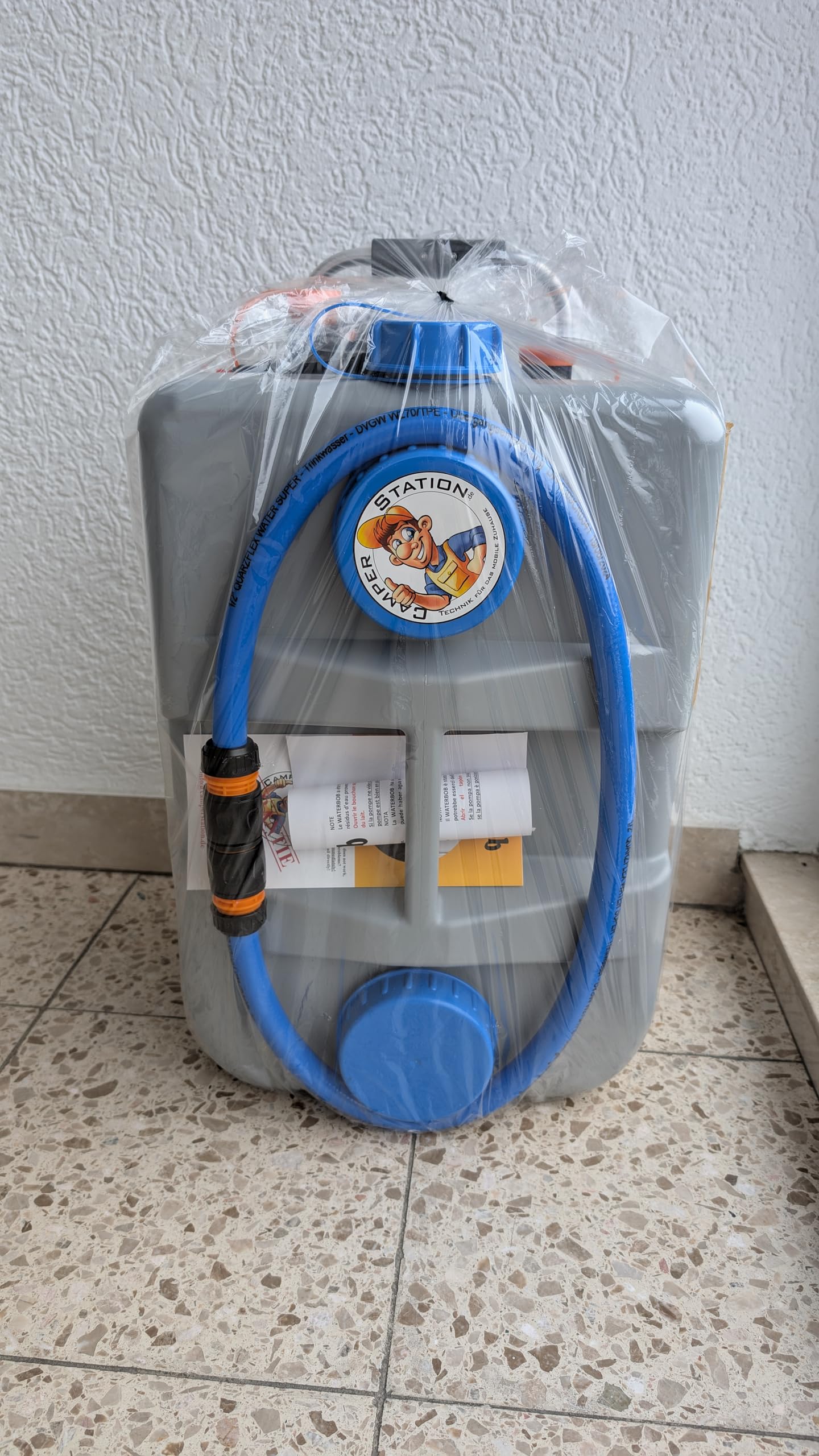 WaterBob, Zbiornik na wodę na kółkach z pompą 12 V, szary, długość 50 cm, szerokość 32 cm, wysokość 30 cm