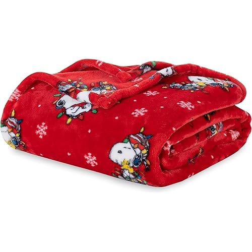 Berkshire Blanket Peanuts® VelvetLoft® Cute Character Snoopy Plush Blanket, Snoopy Loves Christmas Lights Red(60in x 70in)