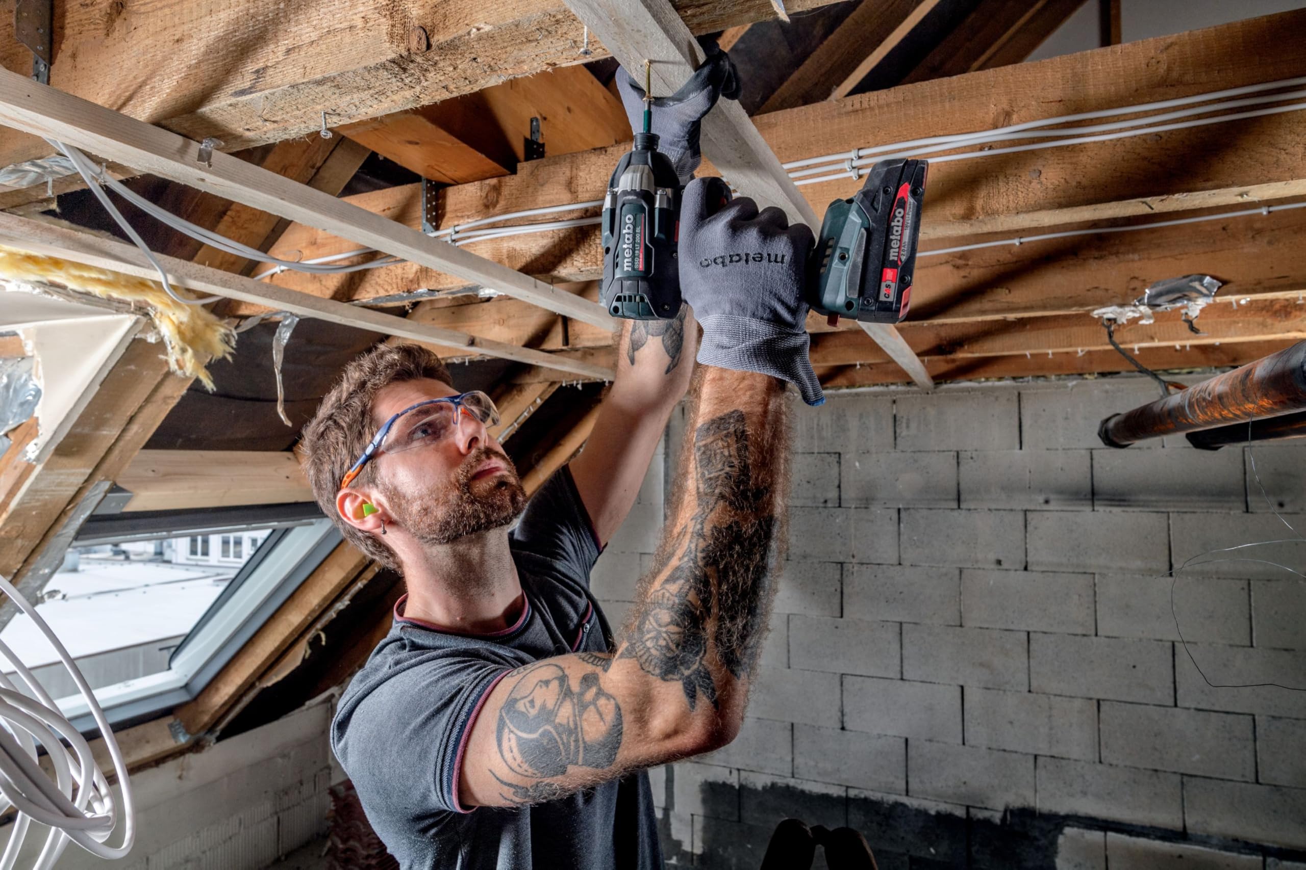 metabo Combo Set 2.8.6 18V, Taladro Percutor SB 18 L y Atornillador SSD 18