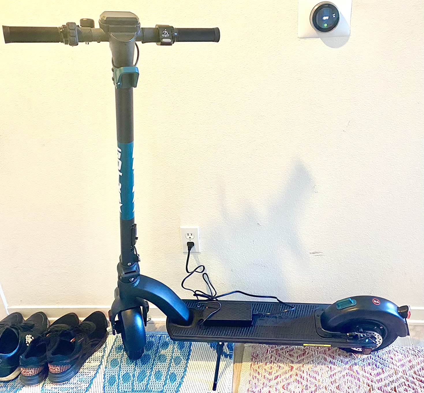 23/mo Finance Gotrax G4 Series Electric Scooter 10"/11" Pneumatic