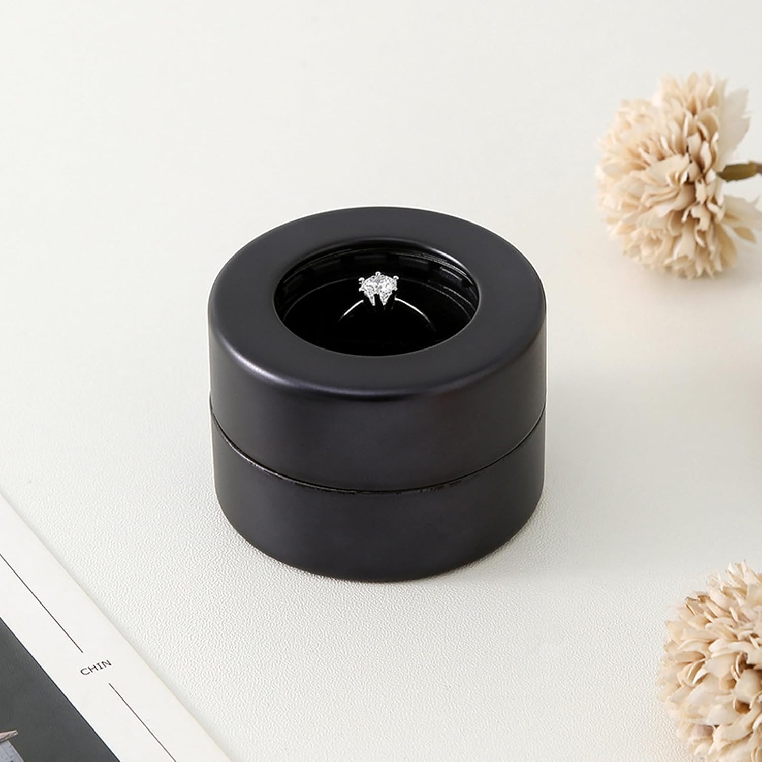 Generic Rotatable Engagement Ring Bearer Box for Wedding Day Mini Round Black Jewelry Boxes for Proposal